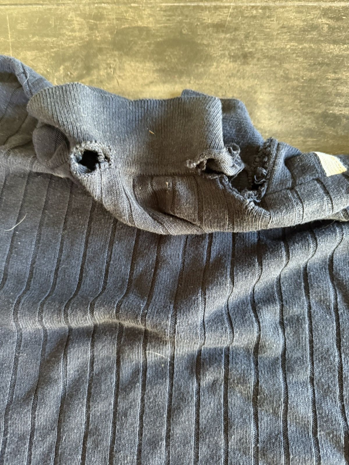 Guess Vintage Guess sweater Size US L / EU 52-54 / 3 - 3 Thumbnail