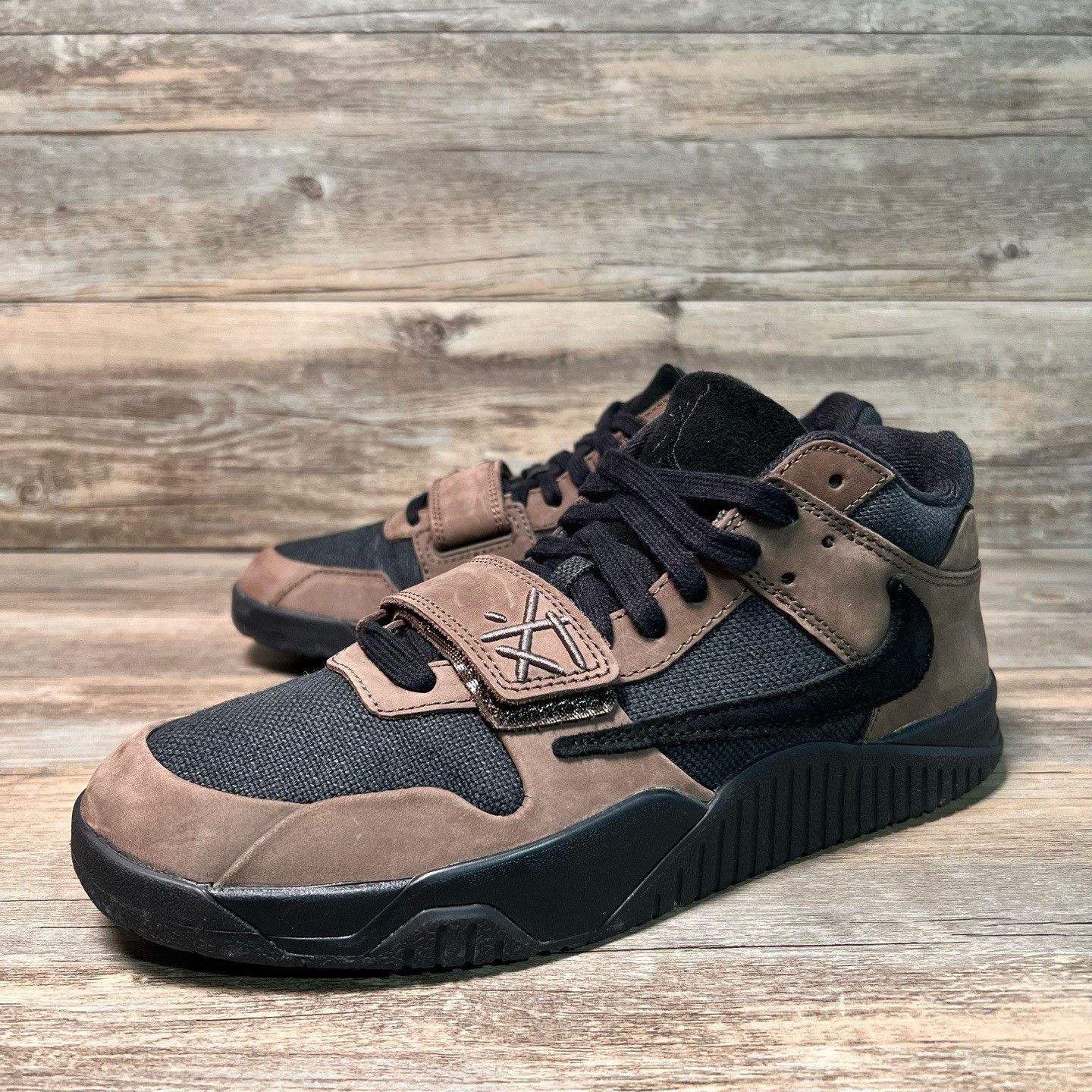 Nike Nike Hitop Sneakers 43 Men Size US 10 / EU 43 - 1 Thumbnail