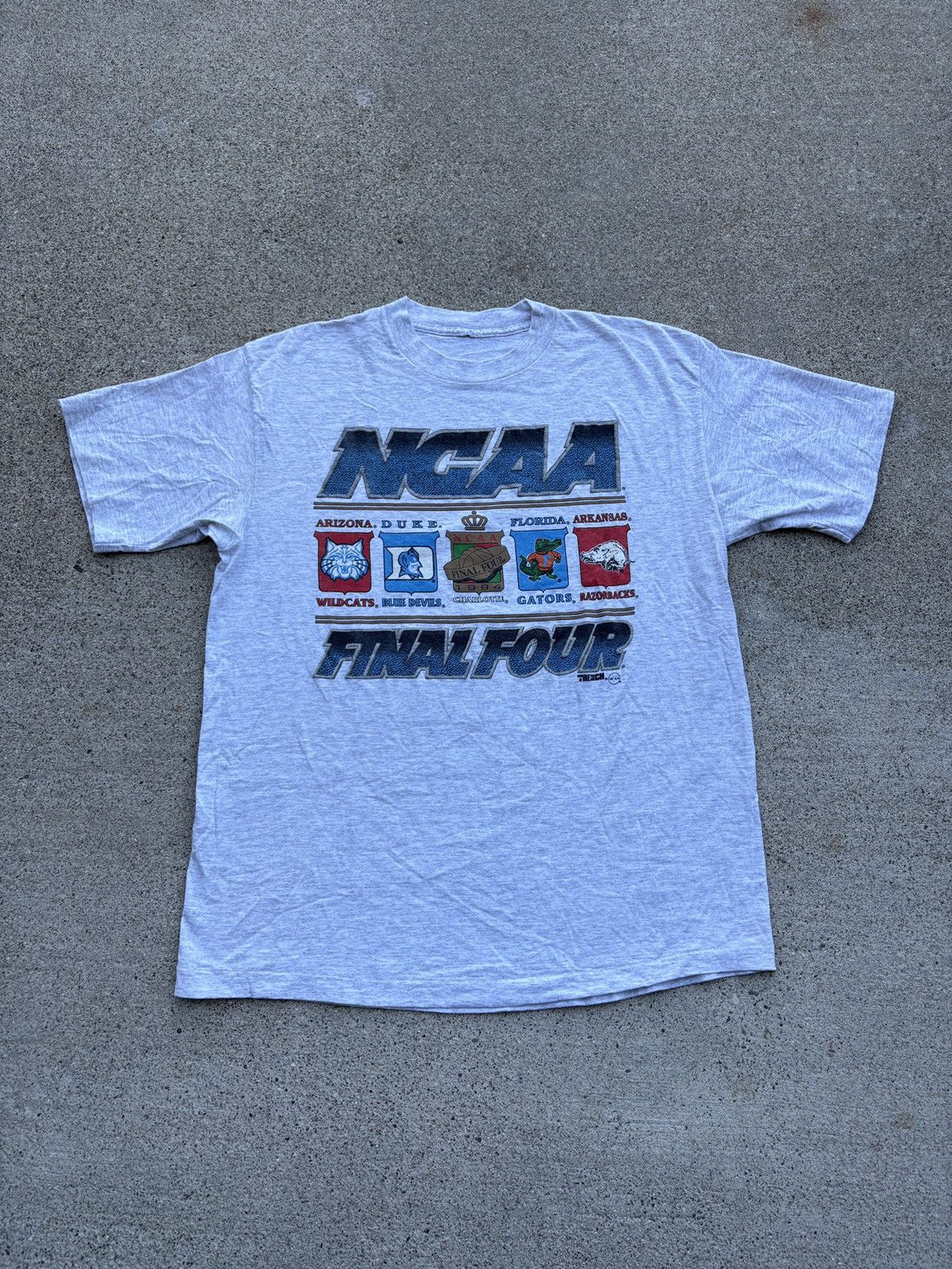 NCAA Vintage 1994 Trench NCAA Final Four Tournament T-Shirt Sz XL Size US XL / EU 56 / 4 - 1 Thumbnail