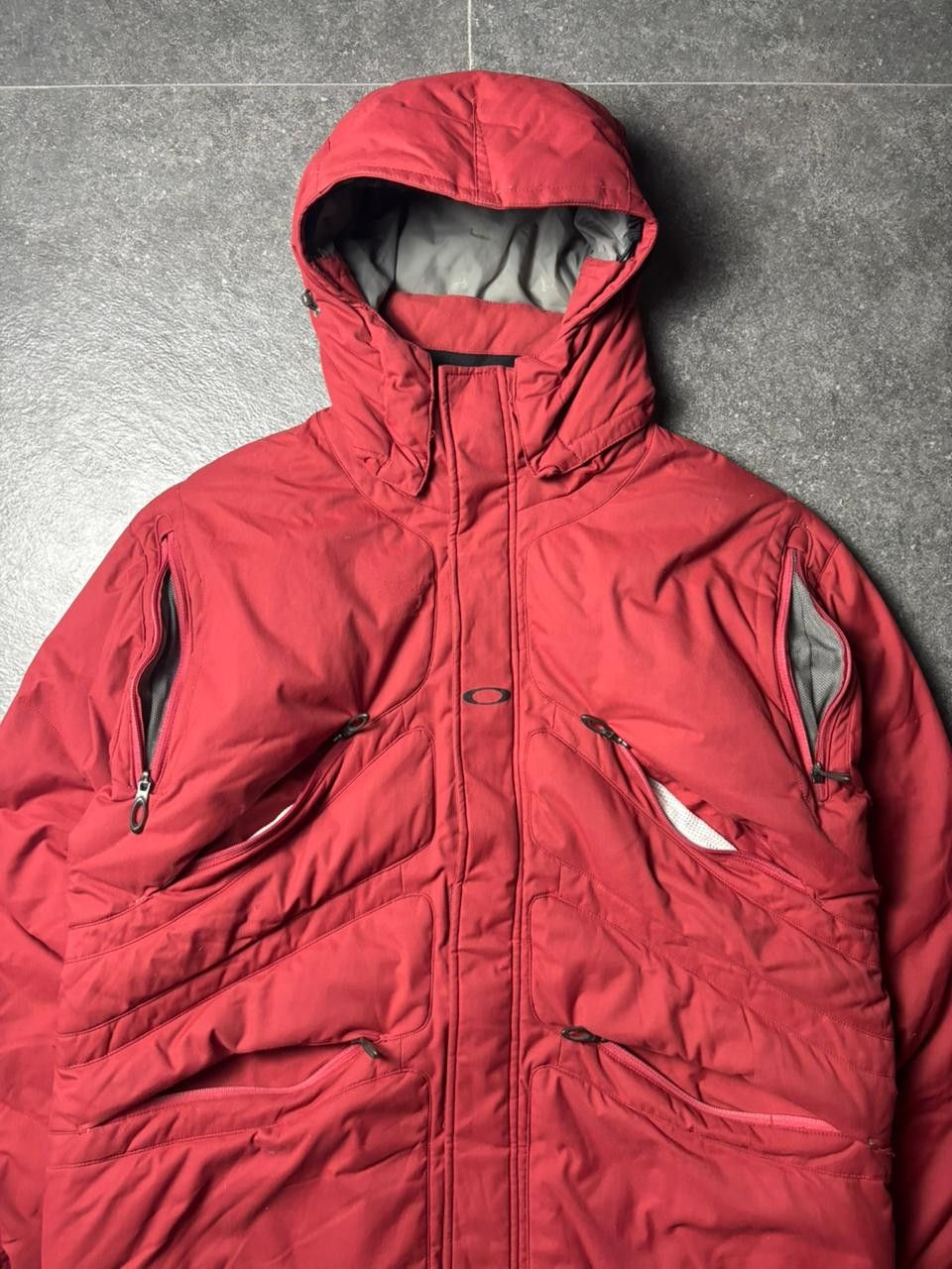 Oakley 2000s Oakley Hydrofuel Anatomical Puffer Jacket Size US XL / EU 56 / 4 - 2 Thumbnail