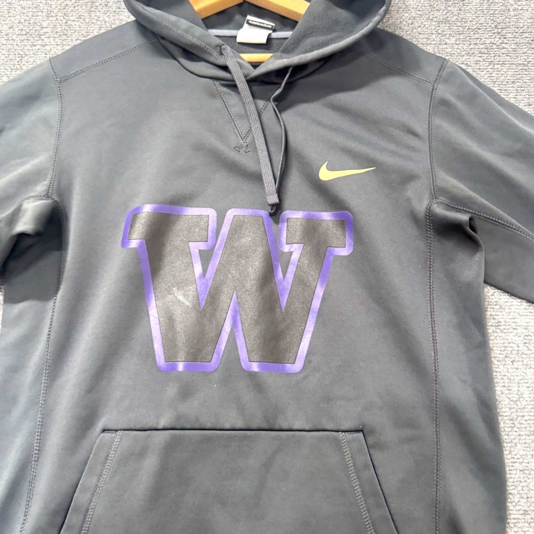 Nike Nike Hoodie Sweatshirt Black Mens Small UW Huskies Therma-Fit Active Wear Pullover Portland? Size US S / EU 44-46 / 1 - 7 Thumbnail