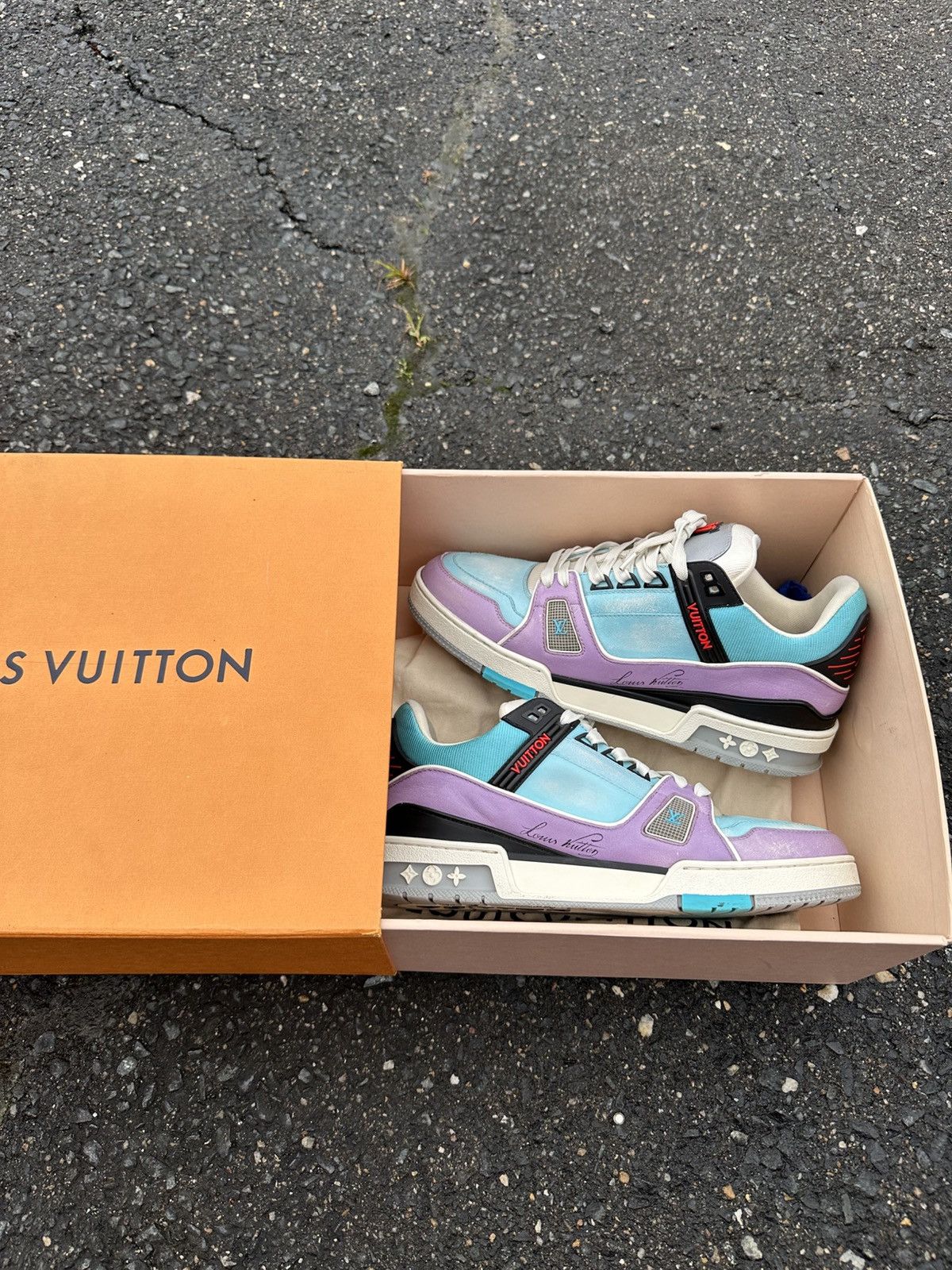 Louis Vuitton Louis Vuttion Trainer Purple/Blue Size US 8 / EU 41 - 15 Thumbnail