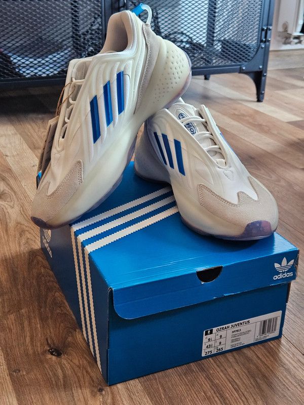 Adidas Adidas Ozrah Juventus 43 Size US 10 / EU 43 - 1 Thumbnail