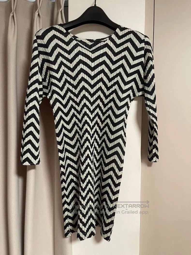 Issey Miyake Issey Miyake Pleated Wave Pattern Long Shirt Size L / US 10 / IT 46 - 1 Thumbnail
