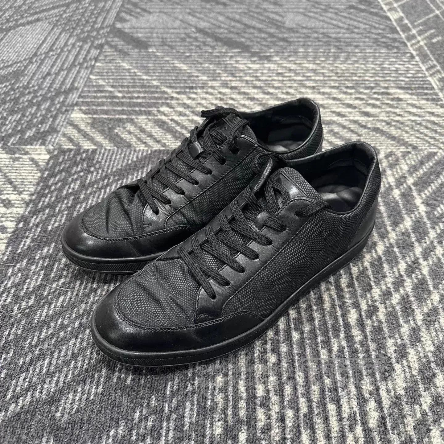 Louis Vuitton Black Low. Size US 6.5 / EU 39-40 - 1 Thumbnail