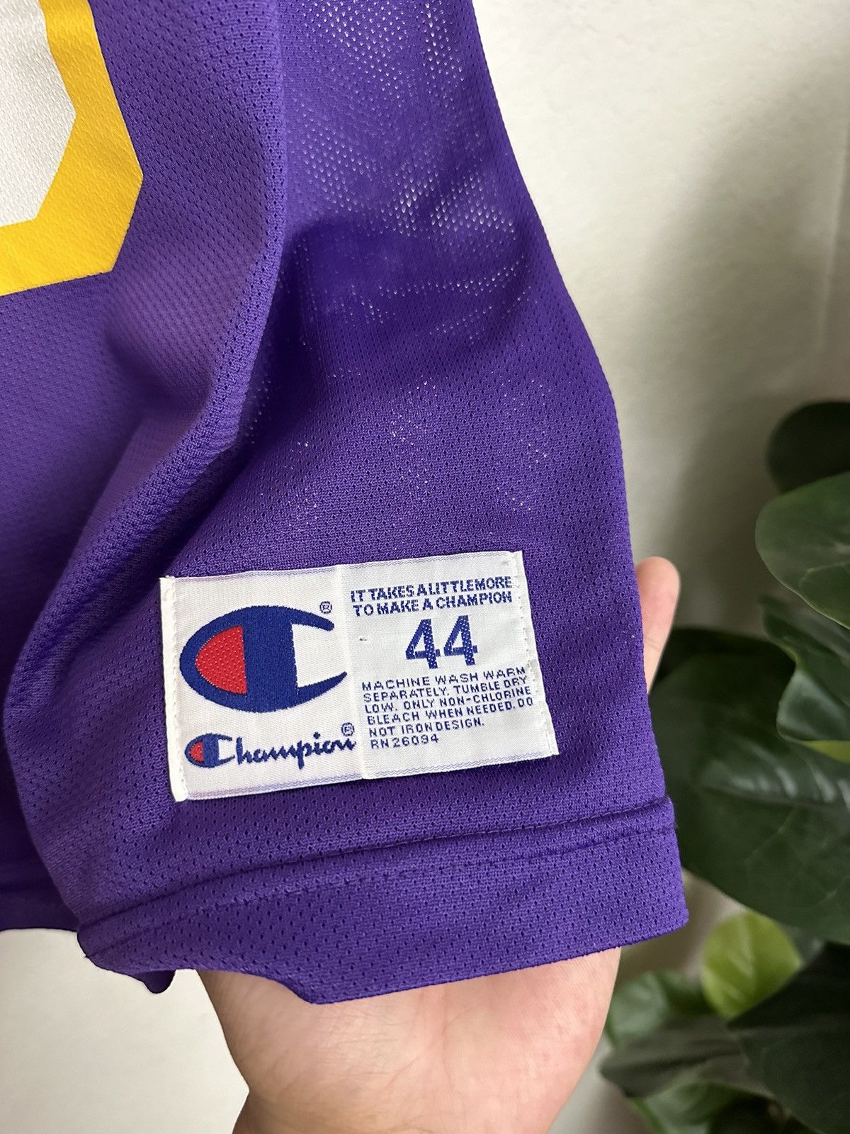 NBA × Vintage VINTAGE 90s NICK VAN EXEL LA LAKERS NBA CHAMPION JERSEY Size US L / EU 52-54 / 3 - 8 Thumbnail