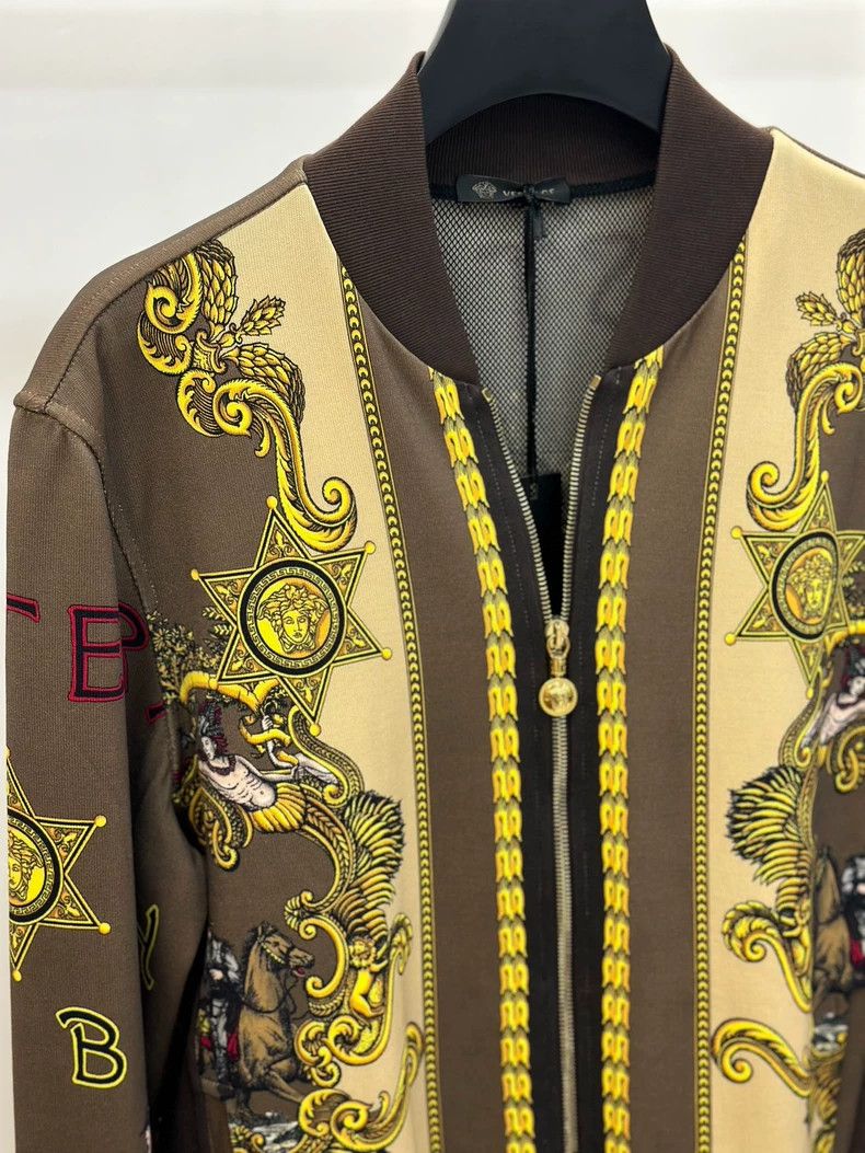 Versace Versace Carriage Medusa jacket coat Size US S / EU 44-46 / 1 - 4 Thumbnail