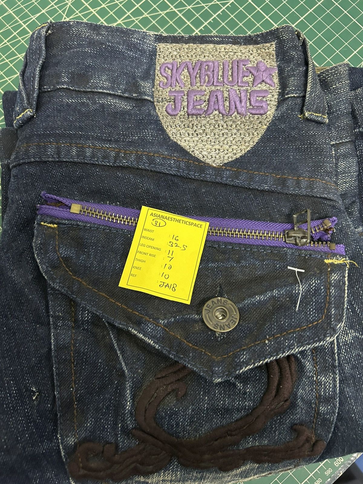 Le Grande Bleu (L.G.B.) Vintage Wide Leg Embroidered Jeans Skyblue Jeans Size 31" - 15 Thumbnail