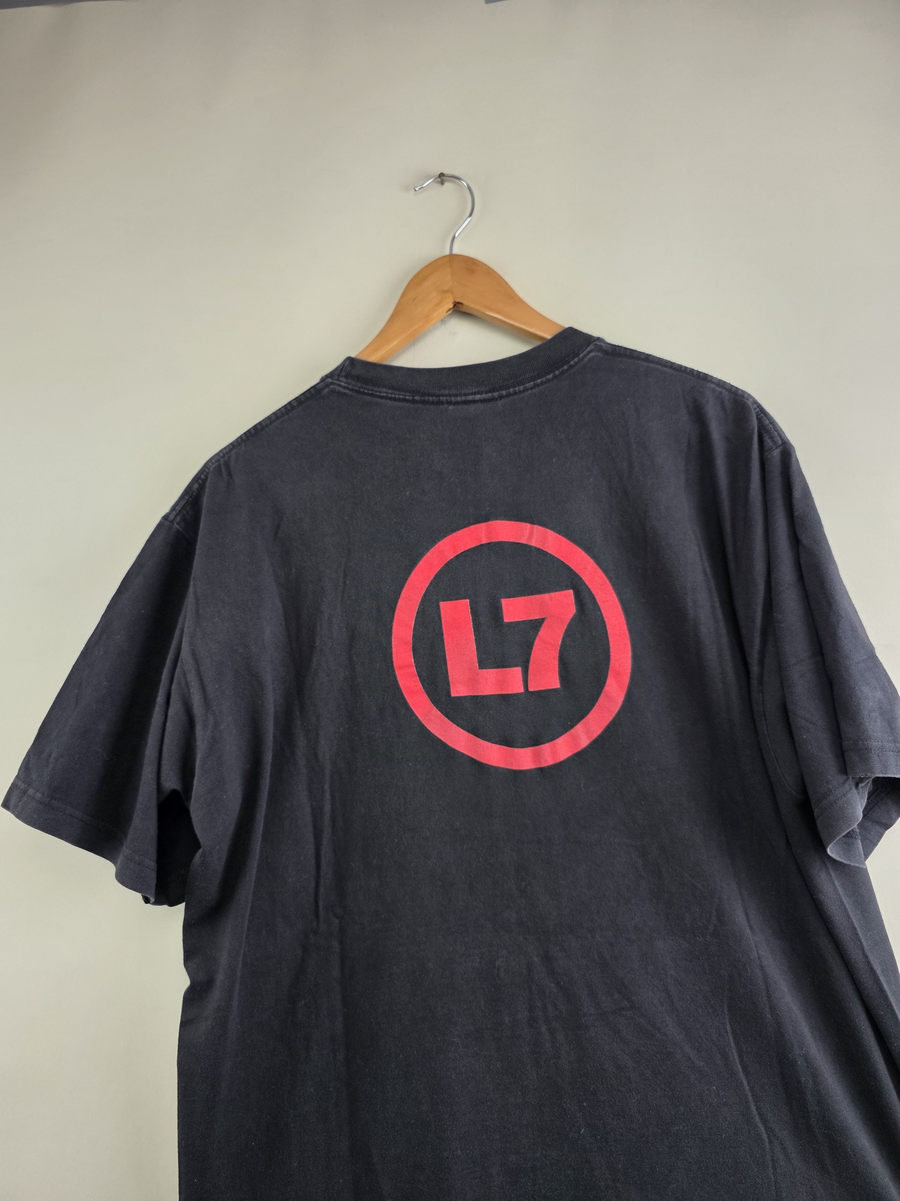 Band Tees 90s L7 Off The Wagon Vintage T shirt XL 23" 32" Size US XL / EU 56 / 4 - 6 Thumbnail
