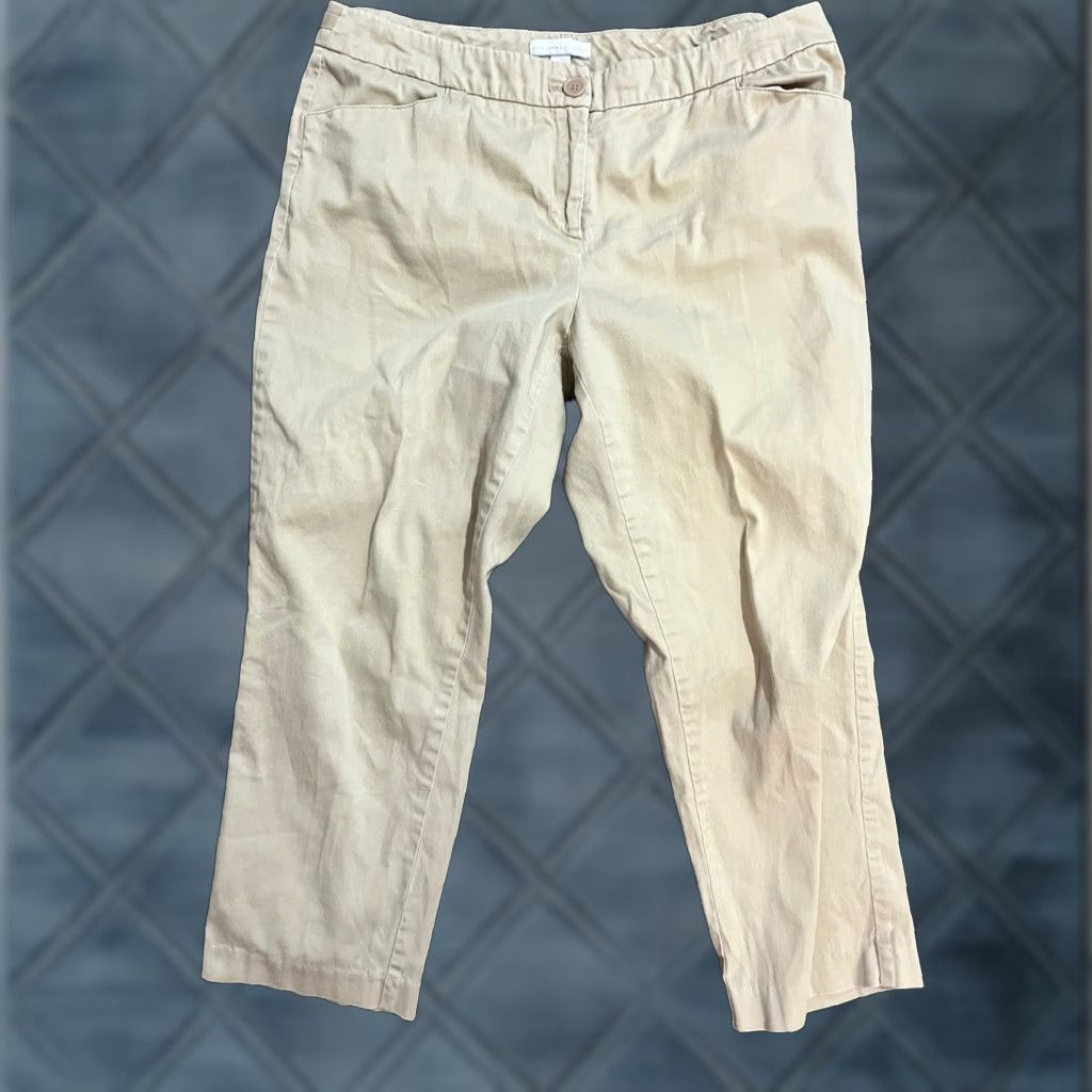 Vintage NY&C Women's Capri Pants Size 8 Beige Solid with Pockets EUC Size ONE SIZE - 1 Thumbnail