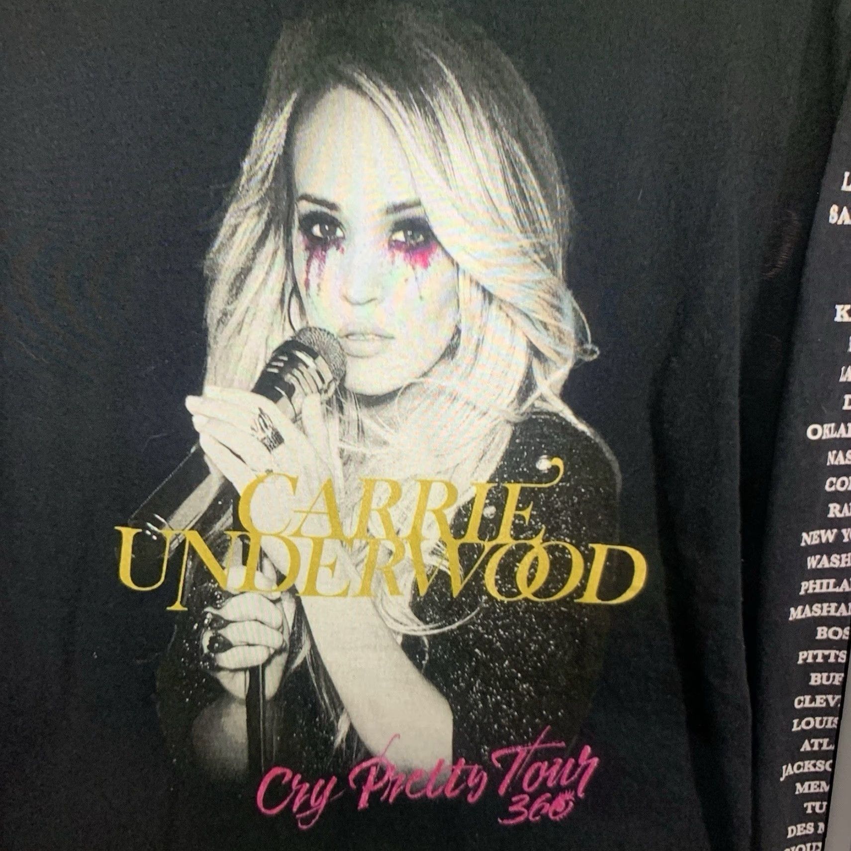 Vintage VINTAGE Carrie Underwood Concert T-Shirt Men Large Cry Pretty Tour 360 Graphic Black Size US L / EU 52-54 / 3 - 4 Thumbnail