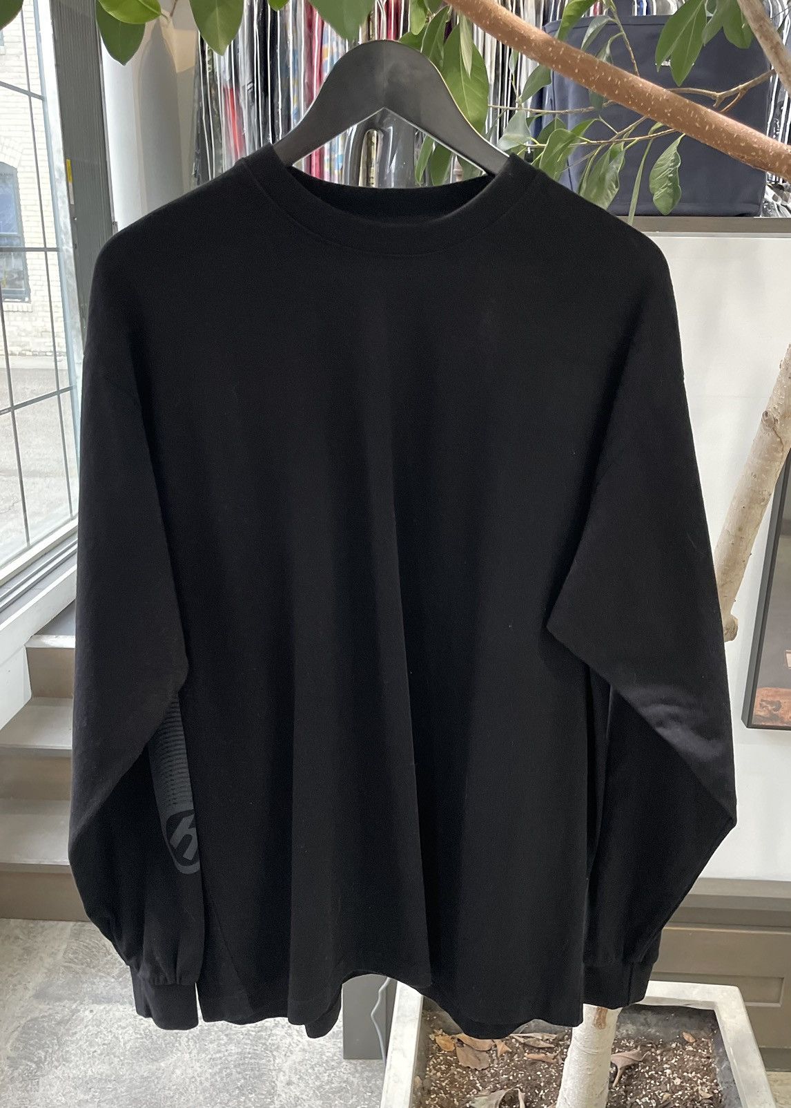 HIDDEN Hidden New York Motion Logo L/S Size US M / EU 48-50 / 2 - 1 Thumbnail