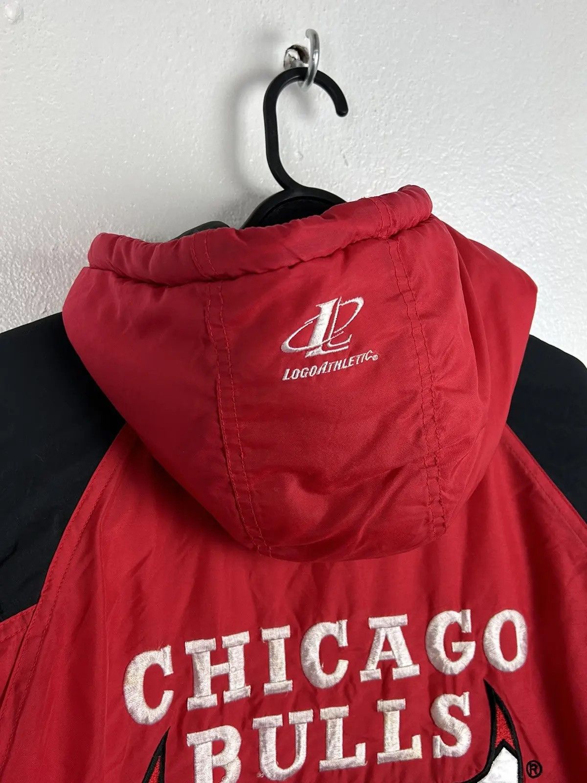 Logo Athletic 90s Vintage Logo Athletic Chicago Bulls Rare Zippered Jacket Size US L / EU 52-54 / 3 - 10 Thumbnail