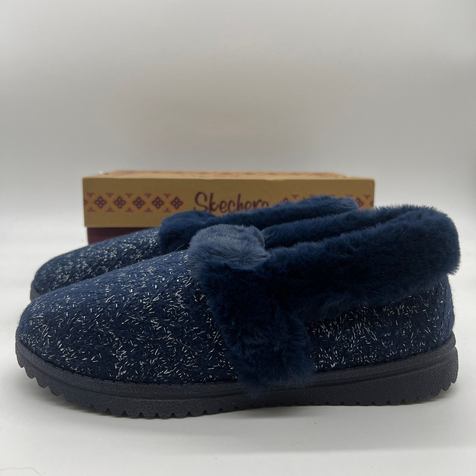 SKECHERS Skechers Shoes 7.5 Wide Cozy Lite Sparkle Knit Slippers Size US 7.5 / IT 37.5 - 7 Thumbnail