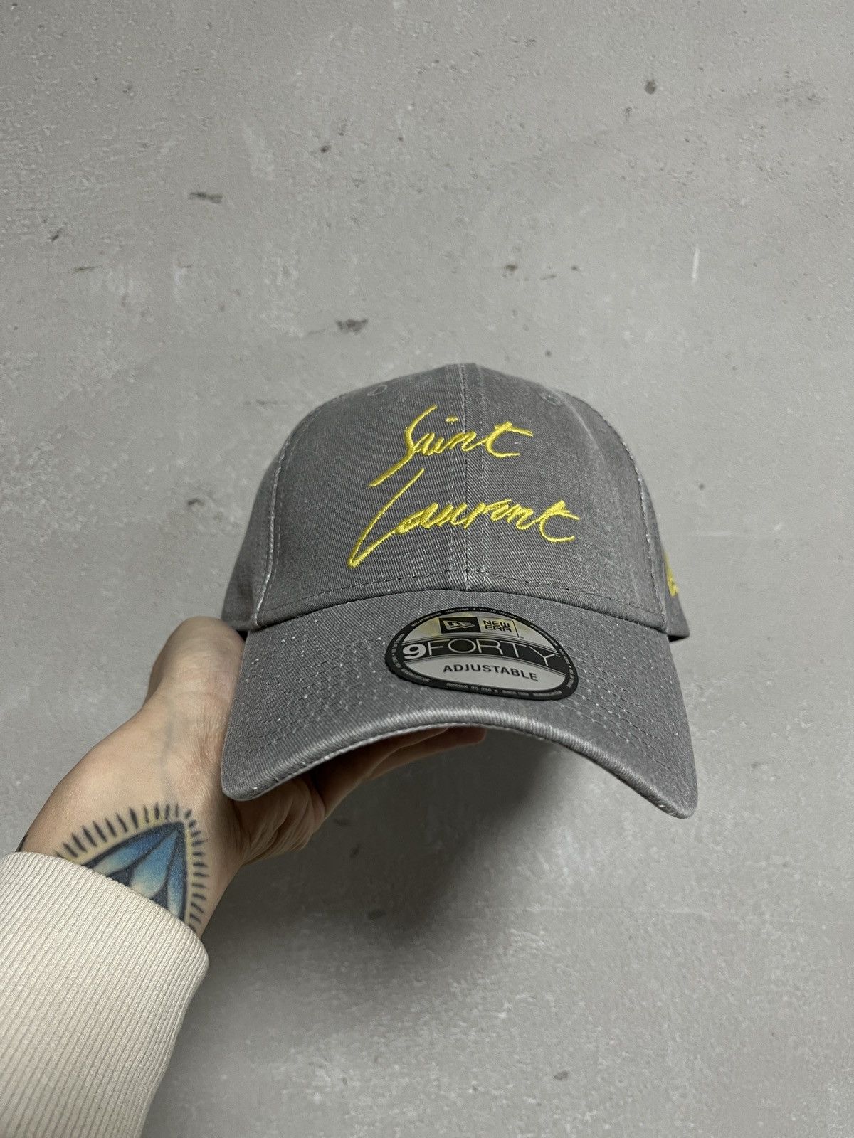 New Era × Saint Laurent Paris Rare Saint Laurent New Era Gray Slrd Exclusive Snapback Hats Size ONE SIZE - 2 Thumbnail