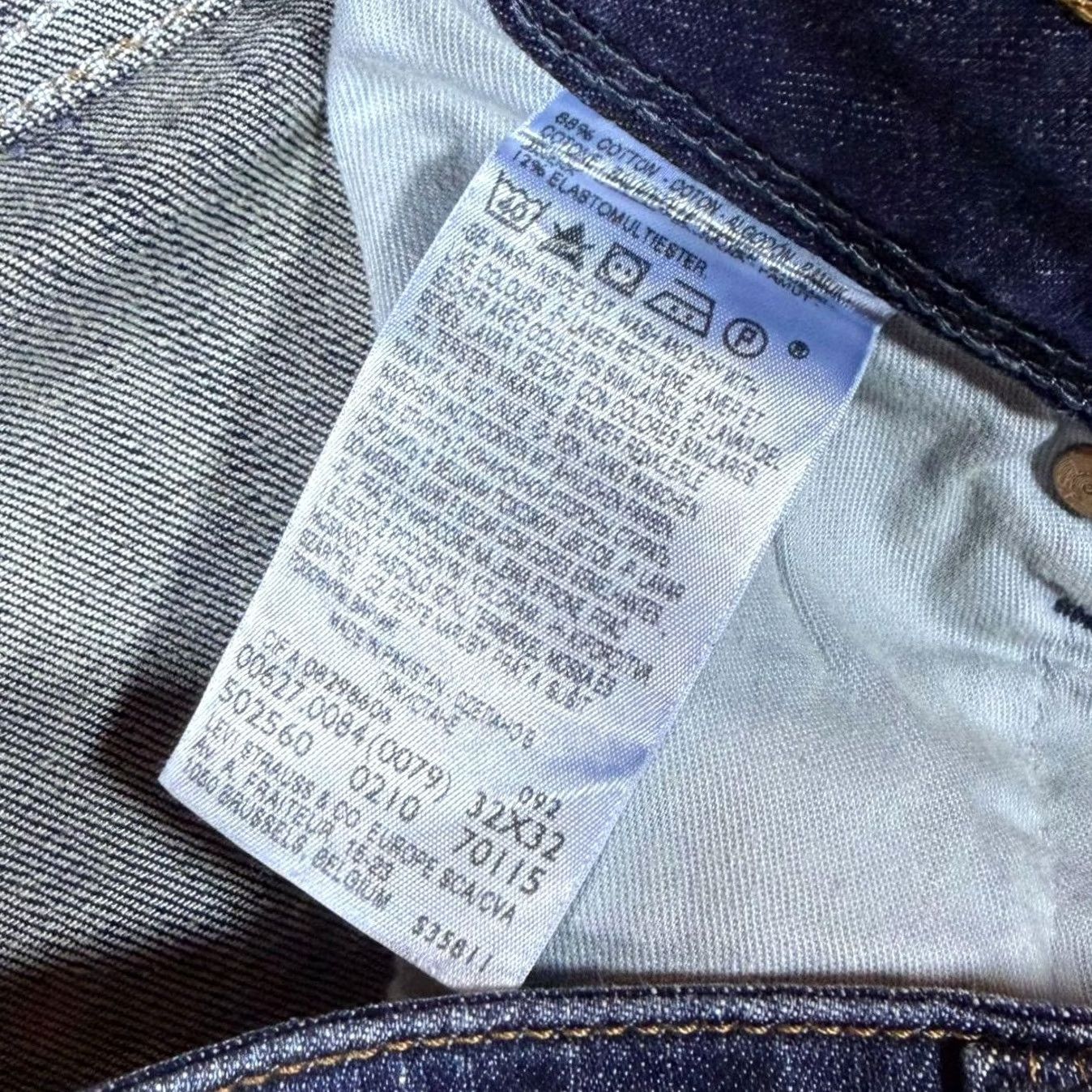 Levi's Levi's Jeans 627 Straight Denim Blue Cotton Elastane Blend 32 x 32 Womens Regular Zip Fly Button Fastening 88% Cotton 12% Elastane Size 24" / US 00 / IT 34 - 5 Thumbnail