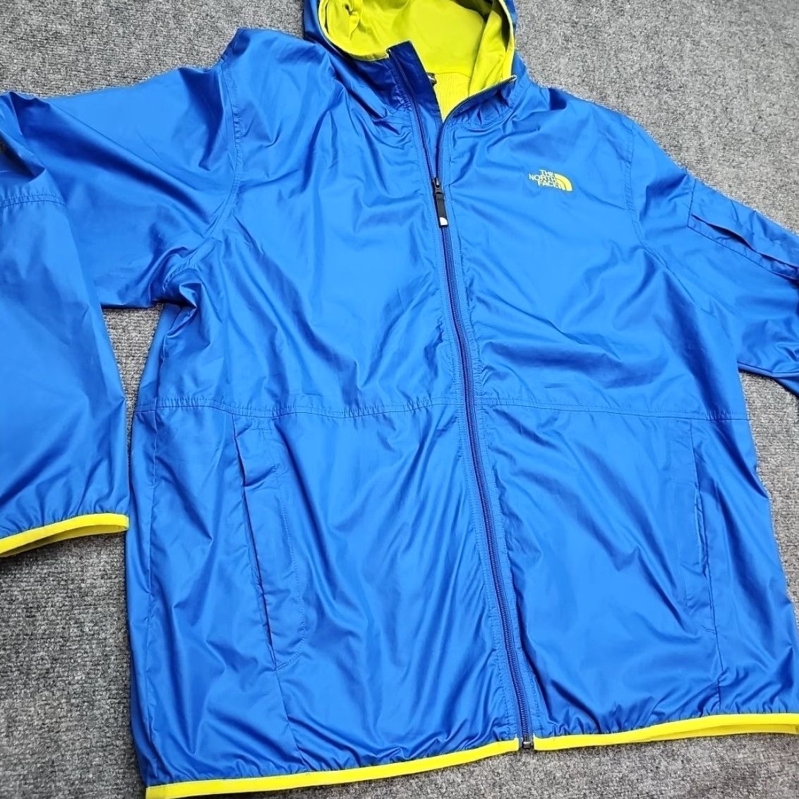 The North Face The North Face Windbreaker Hooded Jacket Men 2XL Blue & Yellow Size US XXL / EU 58 / 5 - 5 Thumbnail