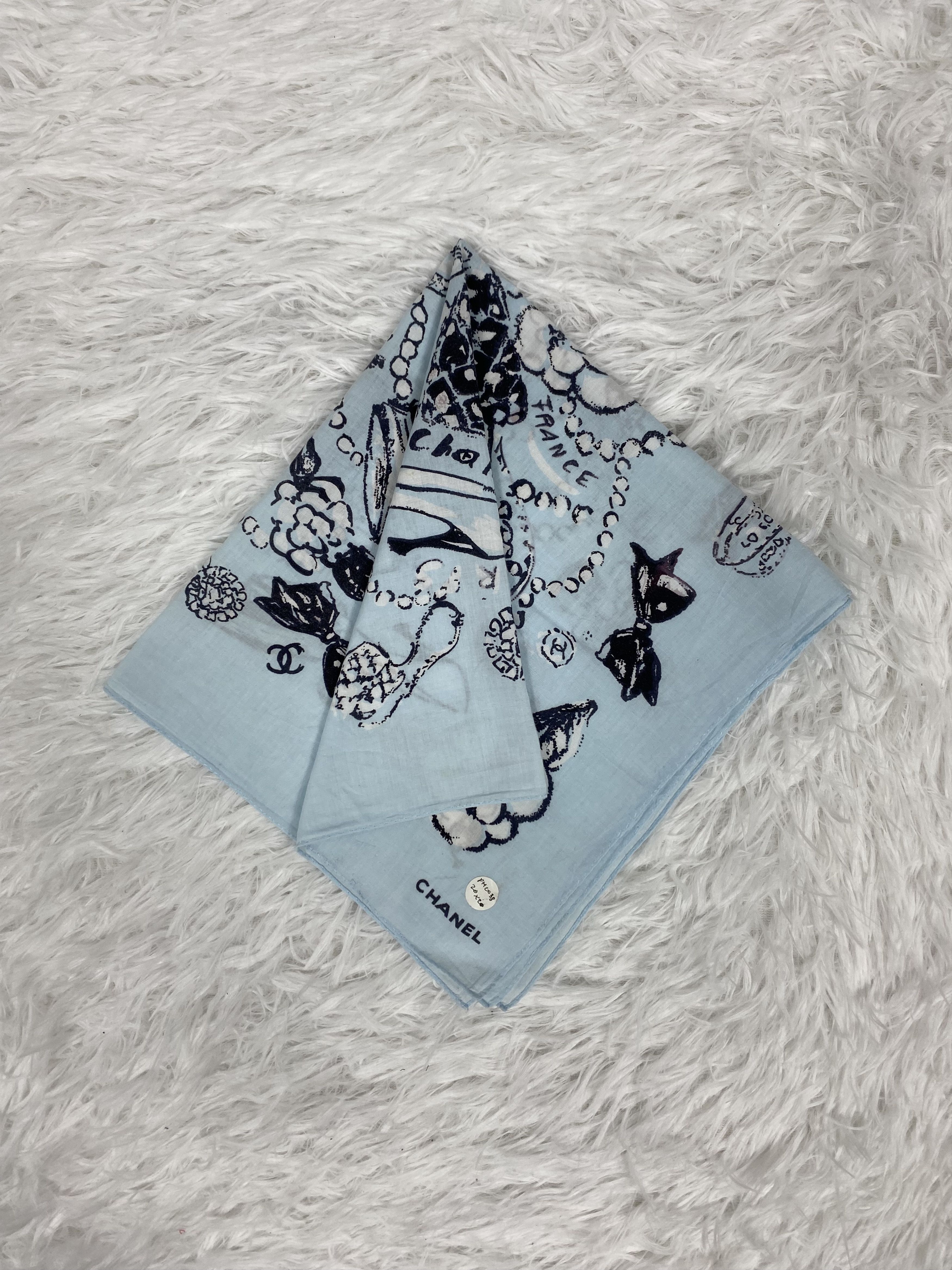 Vintage Vintage Chanel Handkerchief Neckerchief PH0038 Size ONE SIZE - 1 Thumbnail