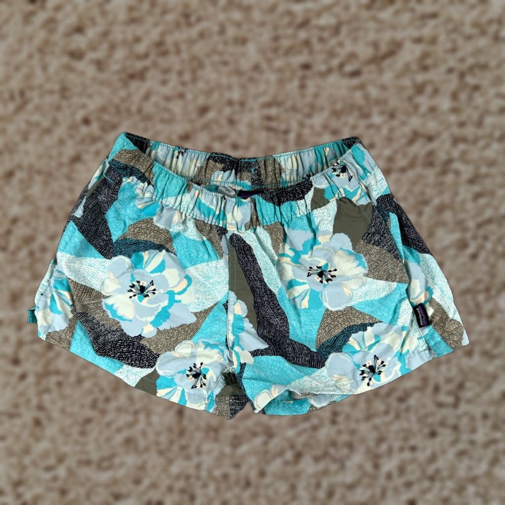 Patagonia Patagonia Shorts Women XS Teal Green Floral Hibiscus Baggies Gym Run Activewear Casual Travel Workwear Pockets Logo Front Flat Front Size 26" / US 2 / IT 38 - 1 Thumbnail