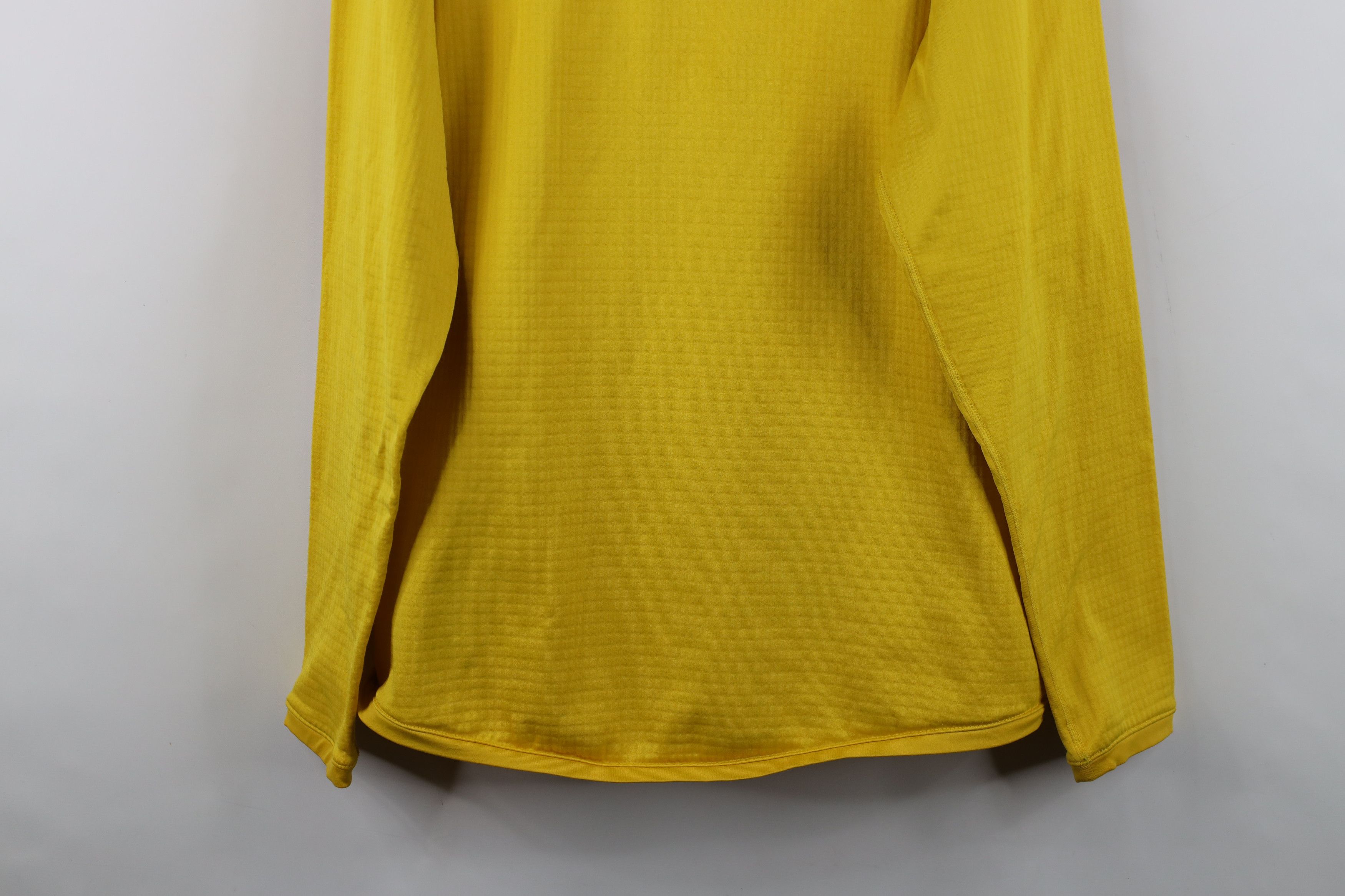 Nike Nike Air Jordan University of Michigan Sweatshirt Maize Size US L / EU 52-54 / 3 - 13 Thumbnail