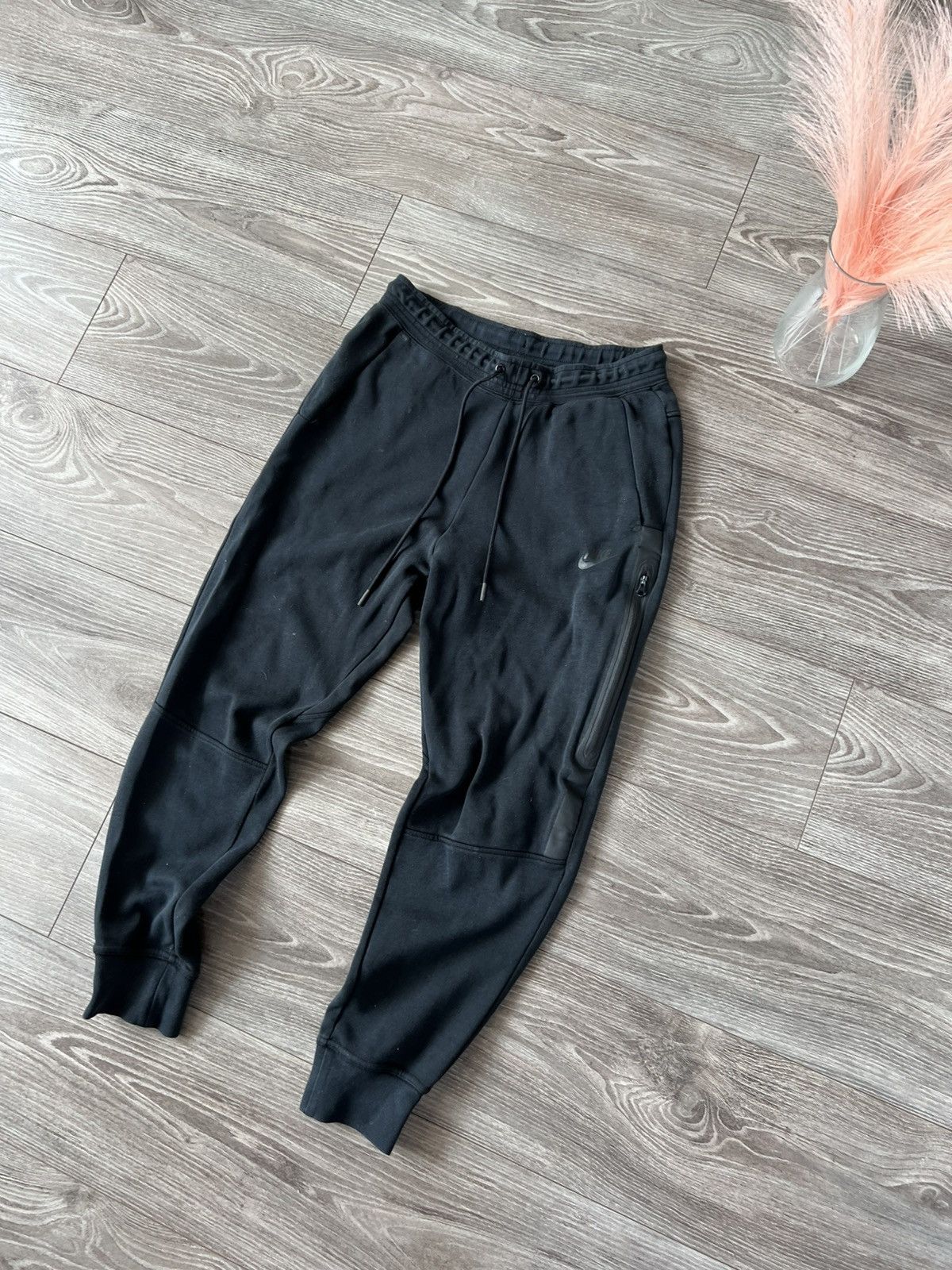 Nike Nike Tech Fleece Big Zip Pocket Triple Black Sweatpants Size US 30 / EU 46 - 8 Thumbnail