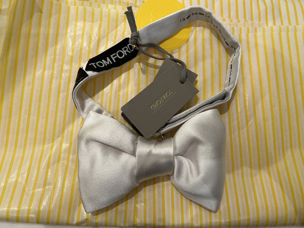 Tom Ford TOM FORD satin-finish silk bow tie white Size ONE SIZE - 9 Thumbnail