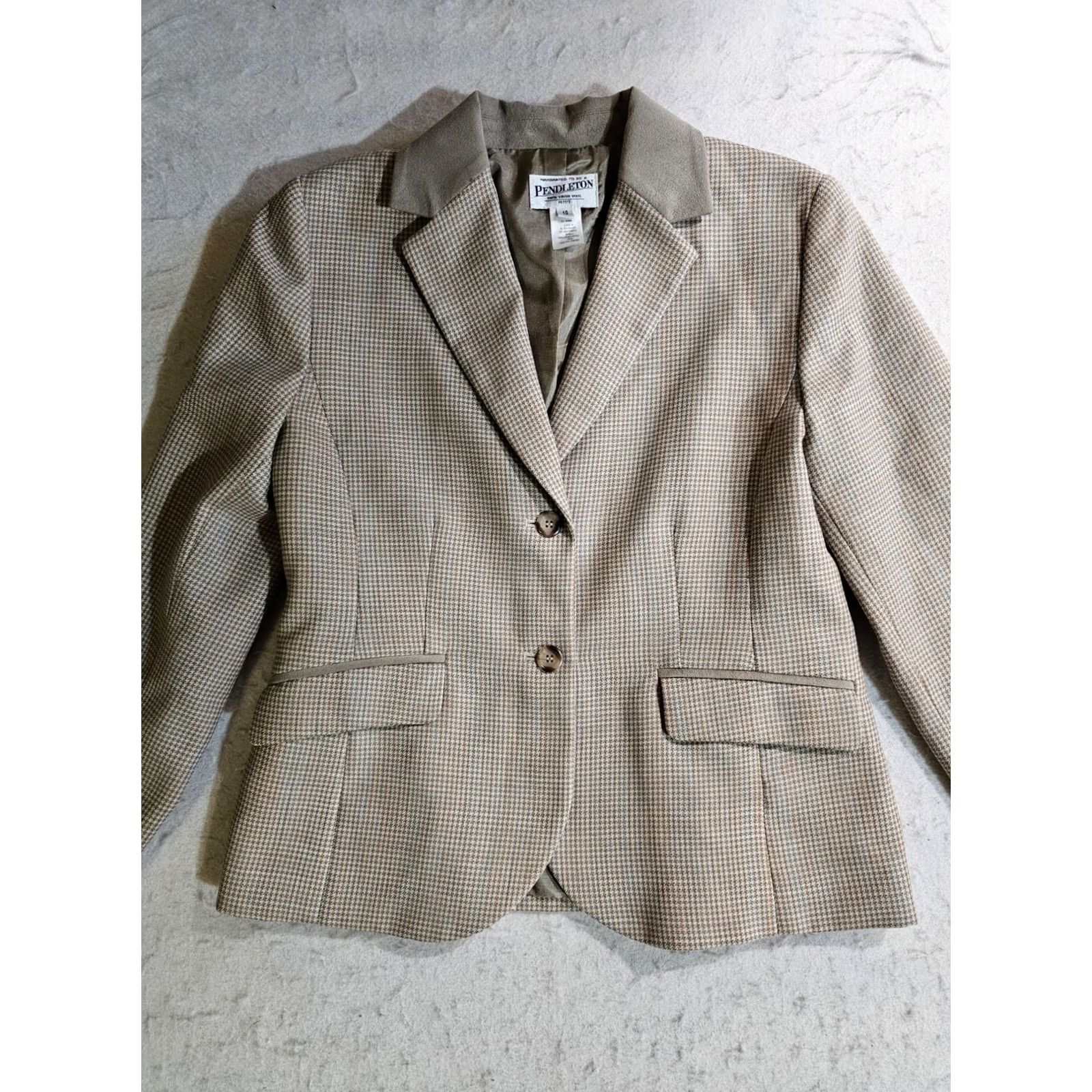 Pendleton VINTAGE Pendleton Petite Virgin Wool Blazer Jacket Women's Size 8 Beige Size L / US 10 / IT 46 - 2 Thumbnail