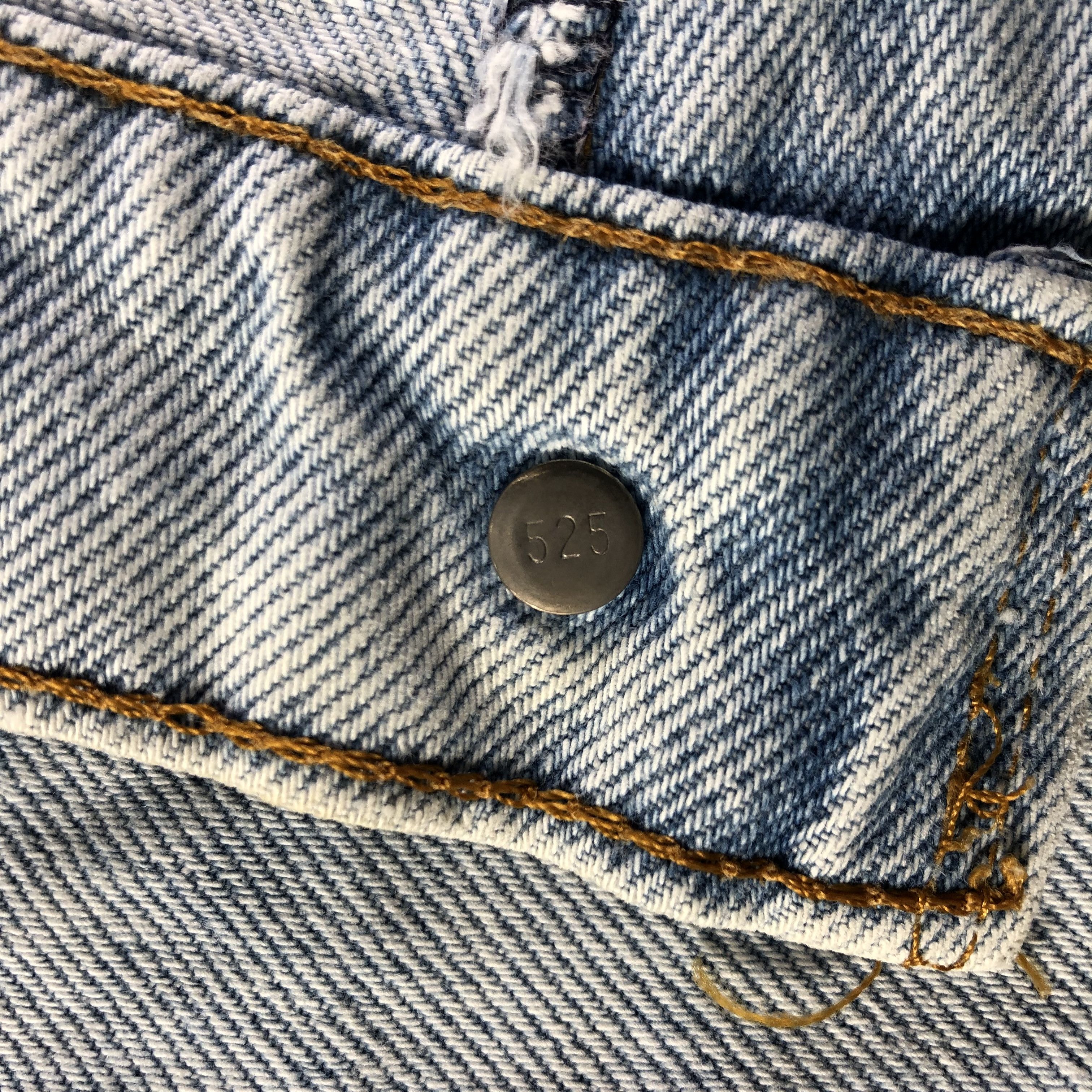 Levi's 90s Vintage Levis 610 Light Wash Jeans KJ1963 Size US 30 / EU 46 - 8 Thumbnail