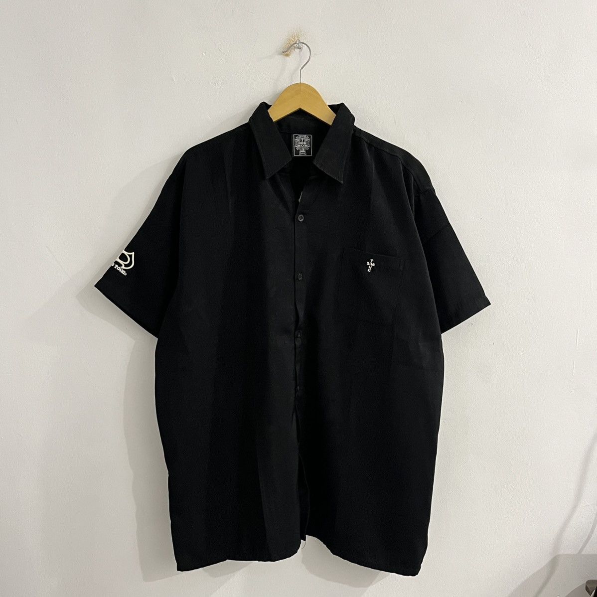 Dogtown Dogtown Dragon Embroidered Button Up Shirt Size US XL / EU 56 / 4 - 4 Thumbnail