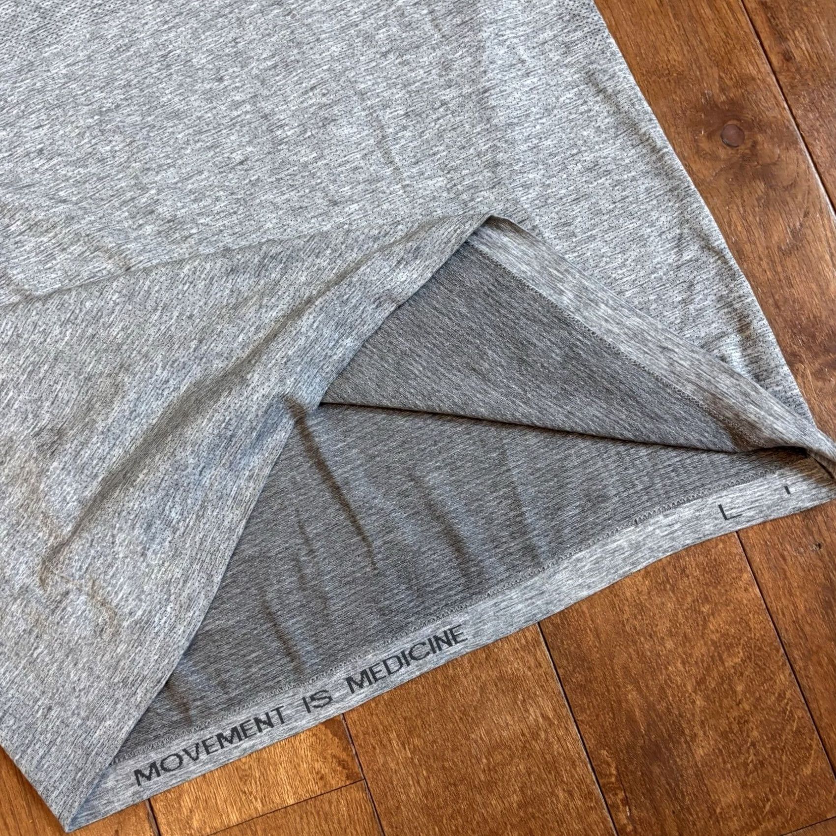 Lululemon Lululemon Mens Metal Vent Crew Neck T Shirt Gray sz Large Athletic Fit Size US XL / EU 56 / 4 - 6 Thumbnail