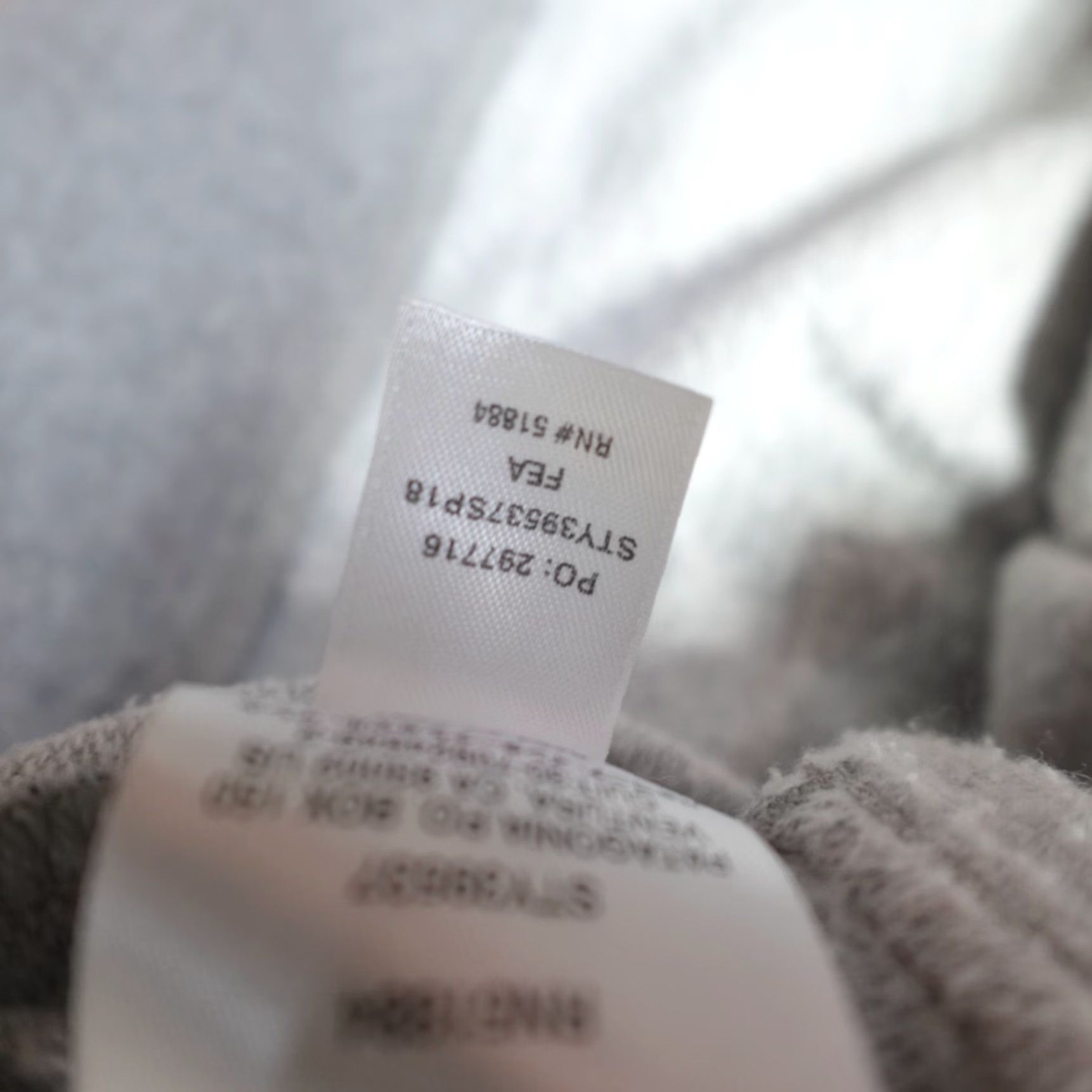 Patagonia Patagonia Hoodie Women's Sweater Small Gray Lightweight Full Zip Skeg Set Sleeve Long Zip Activewear 90s? Size S / US 4 / IT 40 - 5 Thumbnail