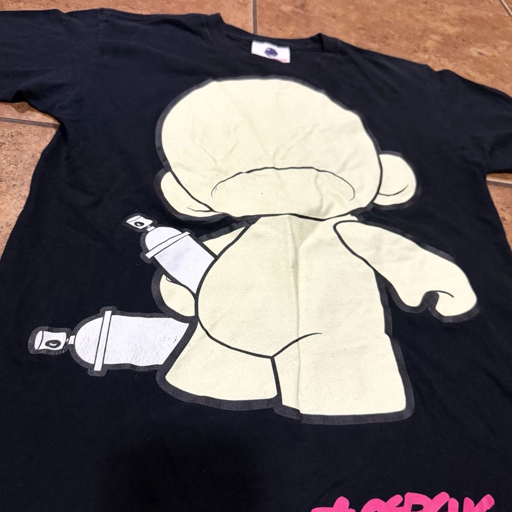 Vintage VINTAGE Kidrobot Persue Munny Shirt Limited Edition Y2K Graffiti Size Small Mens T-Shirt Cotton Black 2000s Rare Graphic Print Crew Neck Short Sleeve Size US S / EU 44-46 / 1 - 2 Thumbnail
