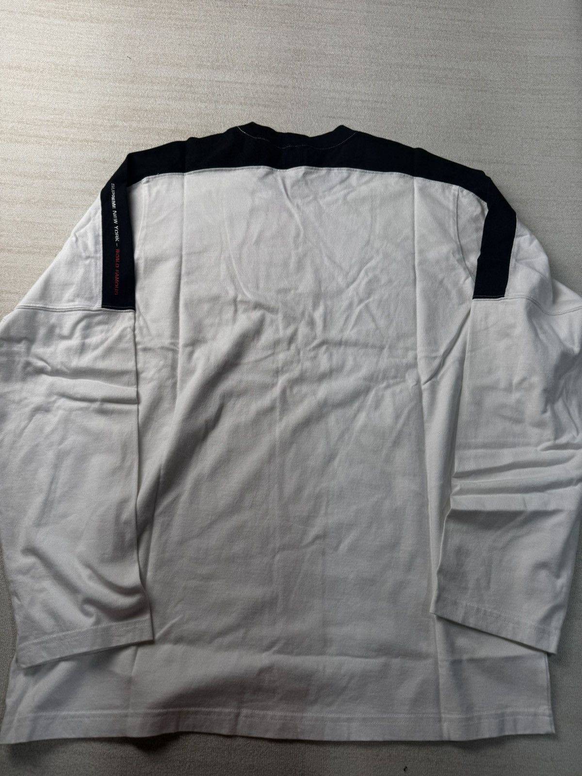 Supreme New york LS tee Size US L / EU 52-54 / 3 - 5 Thumbnail