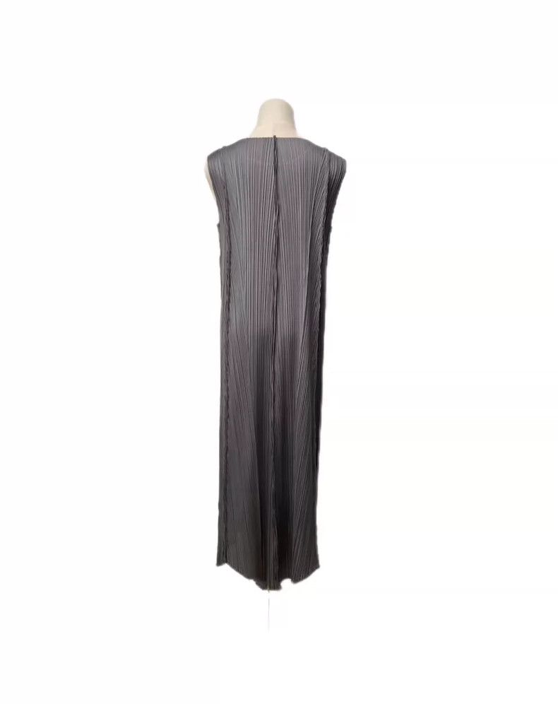 Issey Miyake Issey Miyake size:3 Pleated grey dress Size XS / US 0-2 / IT 36-38 - 2 Thumbnail