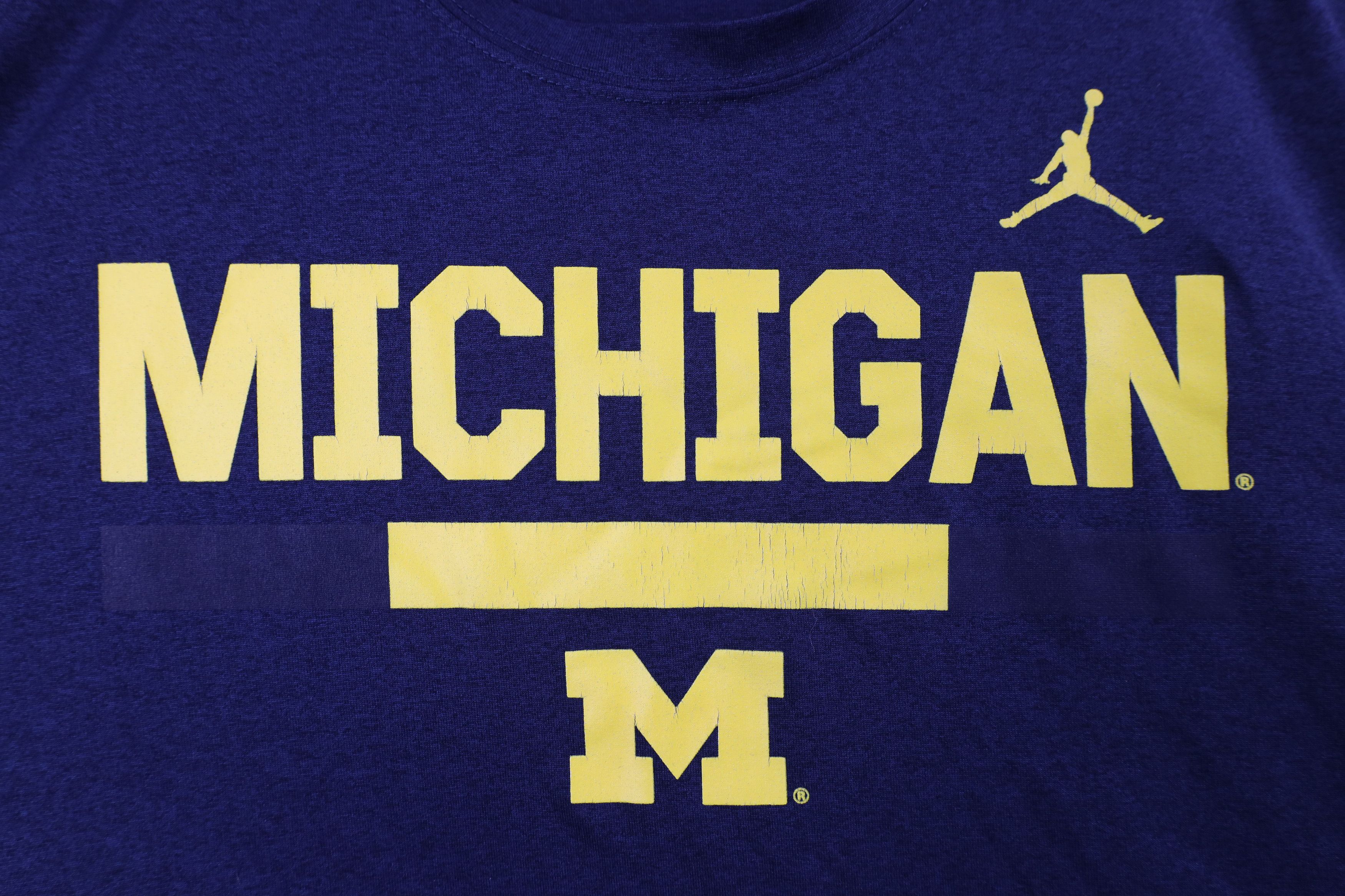 Nike × Vintage Nike Air Jordan University of Michigan Long Sleeve T-Shirt Size US XL / EU 56 / 4 - 4 Thumbnail