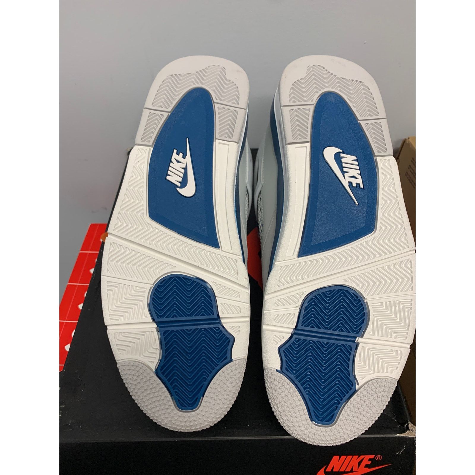 Nike Nike Air Jordan 4 Retro Military Blue 2024 Size 11.5 NEW Size US 11.5 / EU 44-45 - 6 Thumbnail