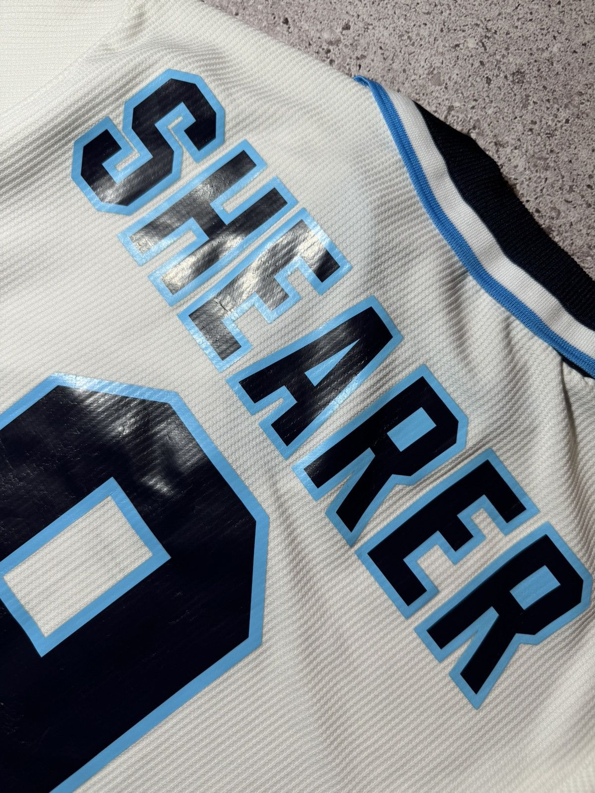 Umbro England 1995/96 Home football Umbro shirt #9 SHEARER Jersey Size US L / EU 52-54 / 3 - 9 Thumbnail