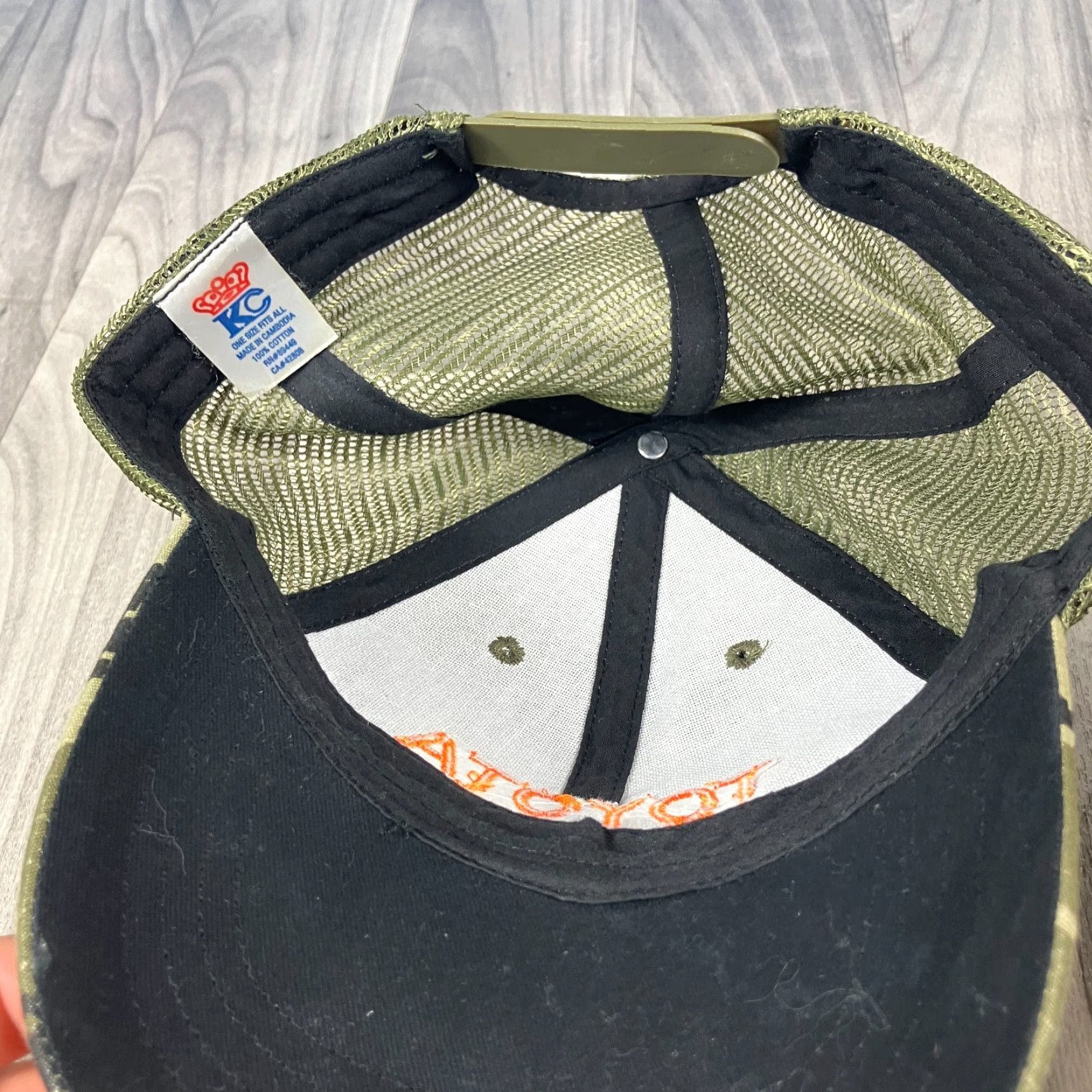Vintage KC Brand Toyota Racing Trucker Hat Mens OSFM Green Digital Camo Cotton Snapback Size ONE SIZE - 4 Thumbnail