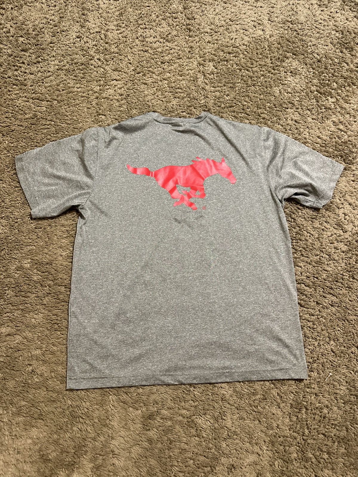 NCAA Vintage NCAA SMU Mustangs “COX” shirt 00s size medium Size US M / EU 48-50 / 2 - 6 Thumbnail