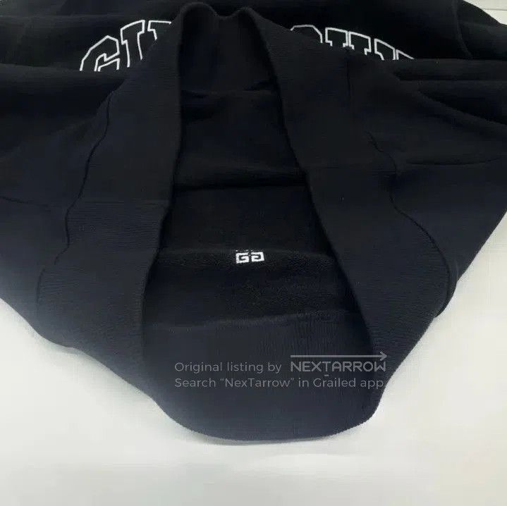 Givenchy Givenchy SS22 Logo Embroidery Long-Sleeve Sweatshirt. Size US M / EU 48-50 / 2 - 8 Thumbnail