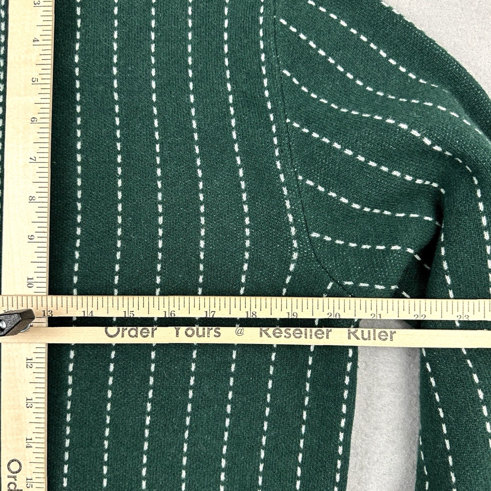 Vintage VINTAGE Octobre Éditions Sweater Men Large Green White Stripe Wool Blend Pullover Crew L Size US L / EU 52-54 / 3 - 5 Thumbnail