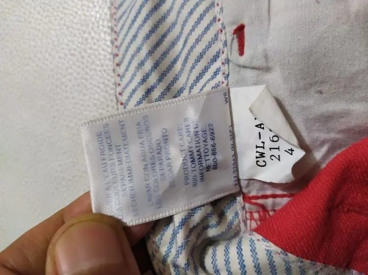 Japanese Brand Tommy Hilfiger Red Check Nice design pants no back pocket Size US 29 - 11 Thumbnail