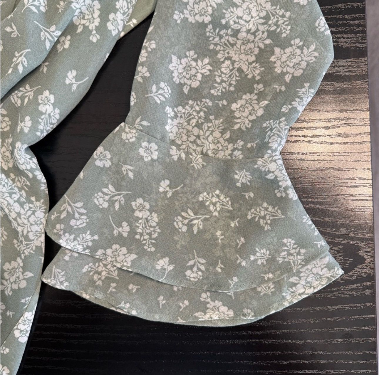 Charter Club Charter Club Sage Floral Pintuck Women's Blouse Size Small Size S / US 4 / IT 40 - 6 Thumbnail