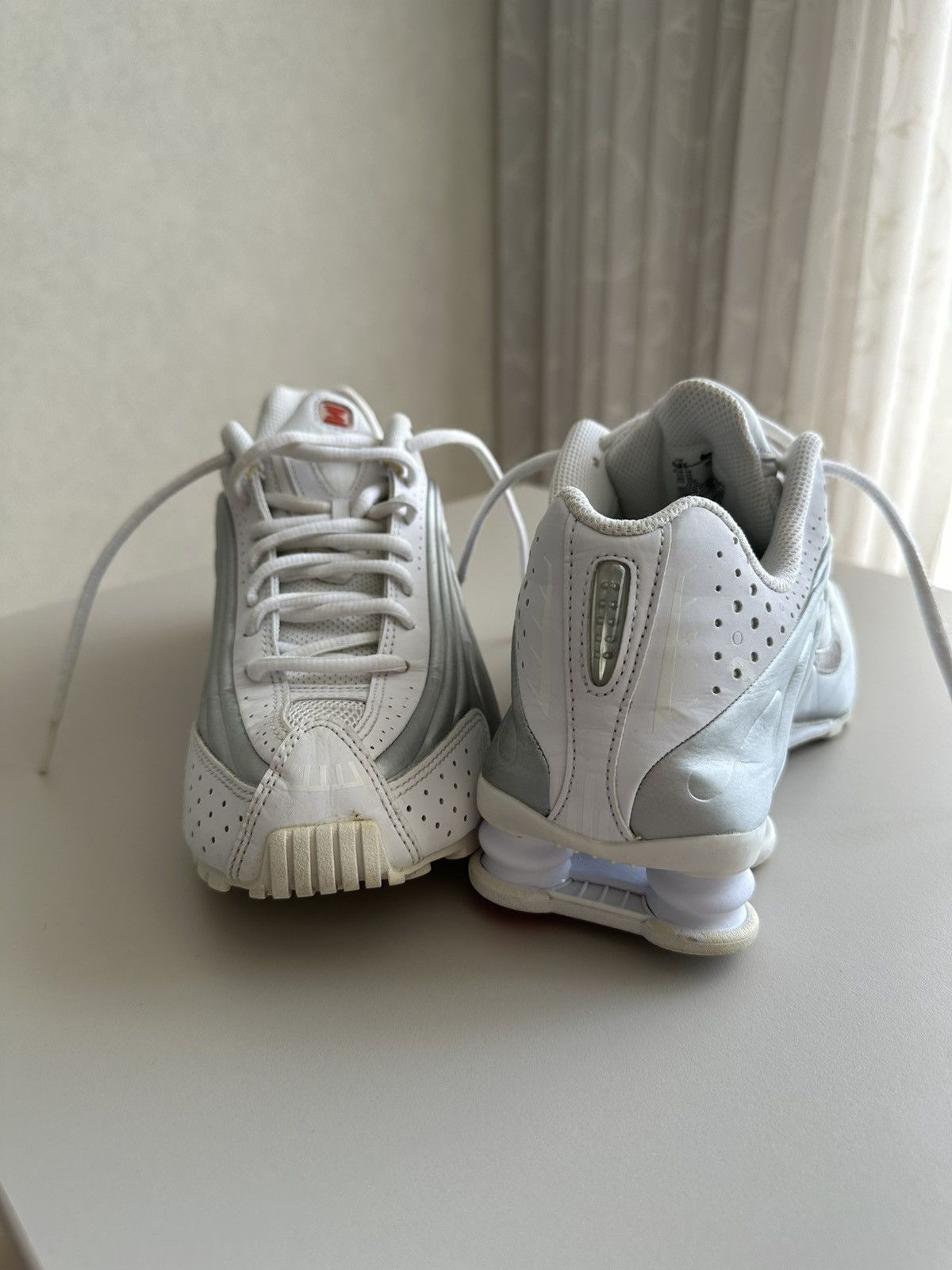 Japanese Brand Nike shox R4 metallic white Size US 5.5 / EU 38 - 18 Thumbnail