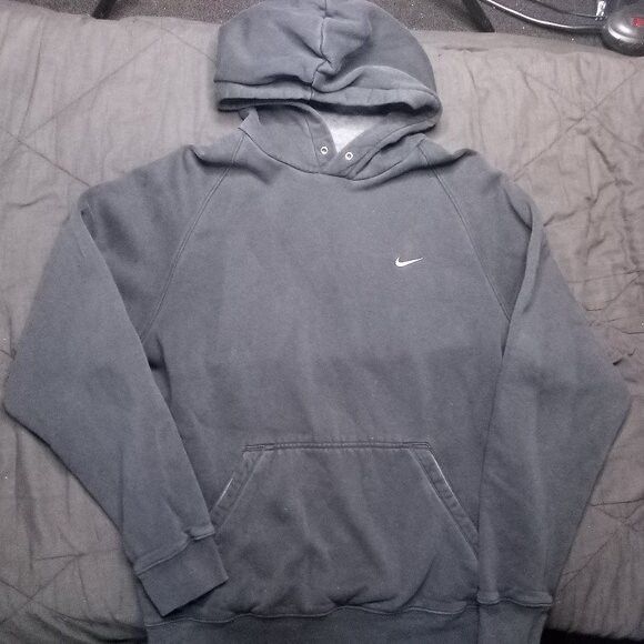Nike × Vintage Vintage Y2K Nike Pullover Hoodie Sweatshirt Black Size US L / EU 52-54 / 3 - 2 Thumbnail