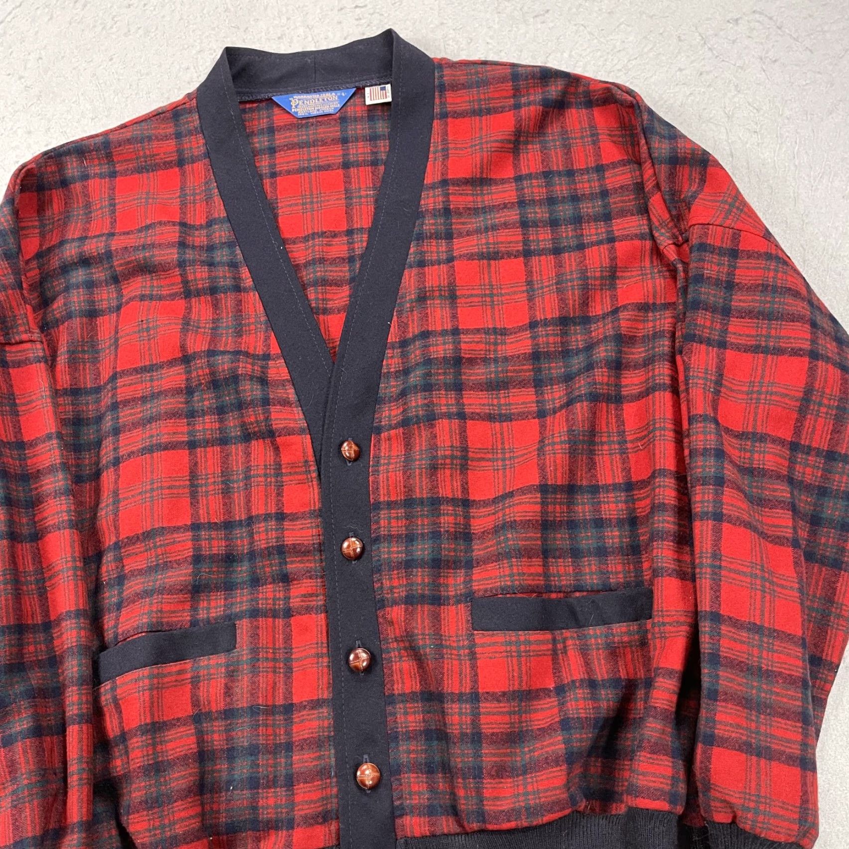 Pendleton VINTAGE Pendleton Sweater Mens Large Red Plaid 100% Wool Grandpa Cardigan USA Size US L / EU 52-54 / 3 - 3 Thumbnail
