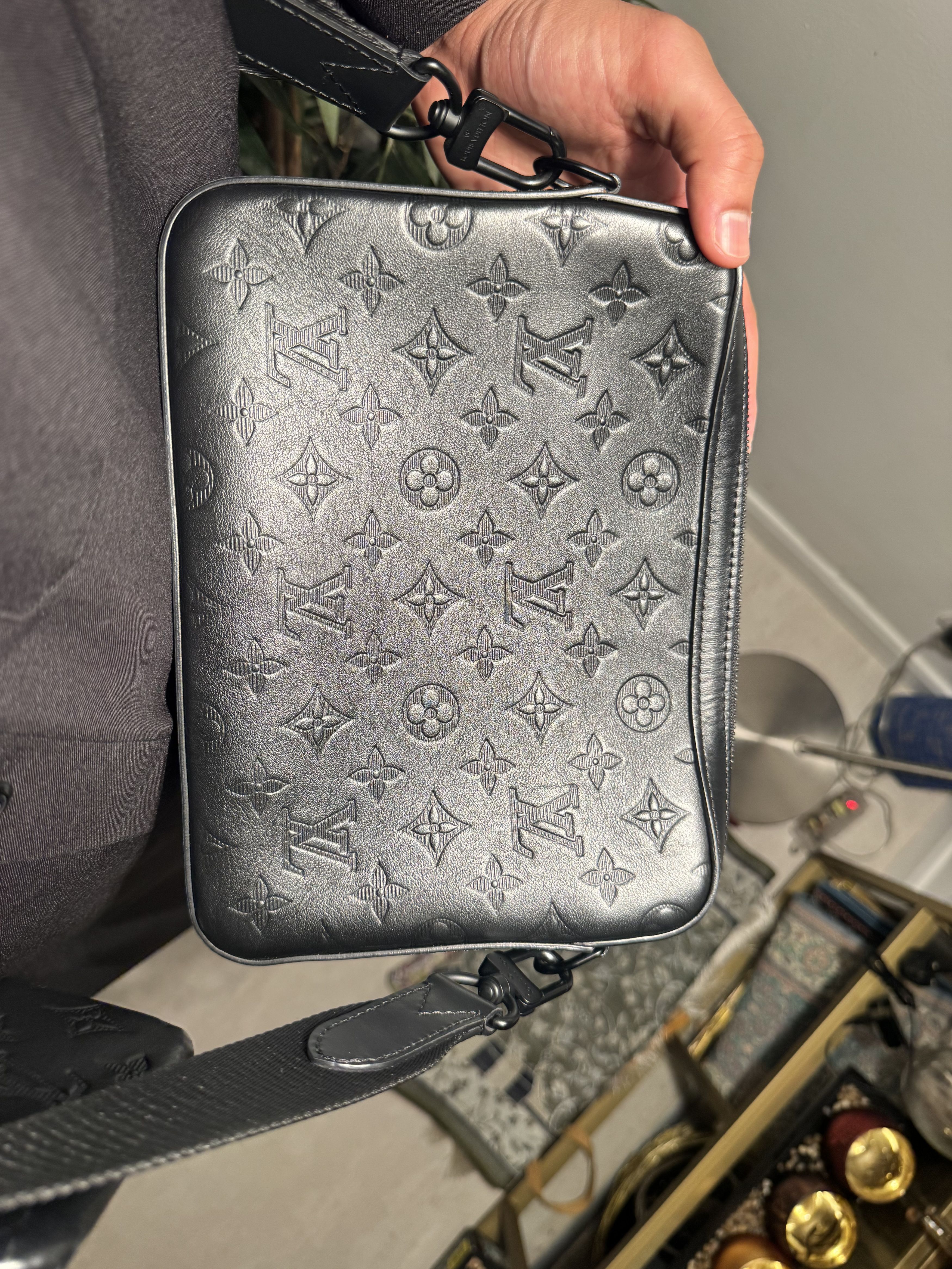 Louis Vuitton Louis Vuitton Leather Duo Messenger Size ONE SIZE - 4 Thumbnail