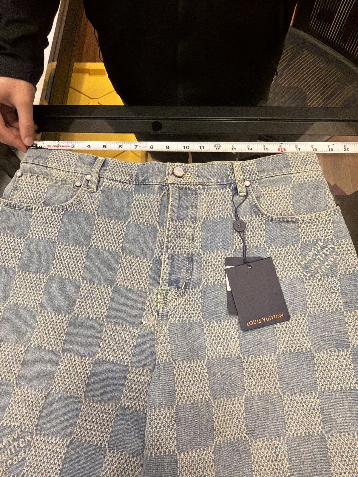 Louis Vuitton Louis Vuitton Damier 3D Light Denim Shorts Size US 34 / EU 50 - 11 Thumbnail