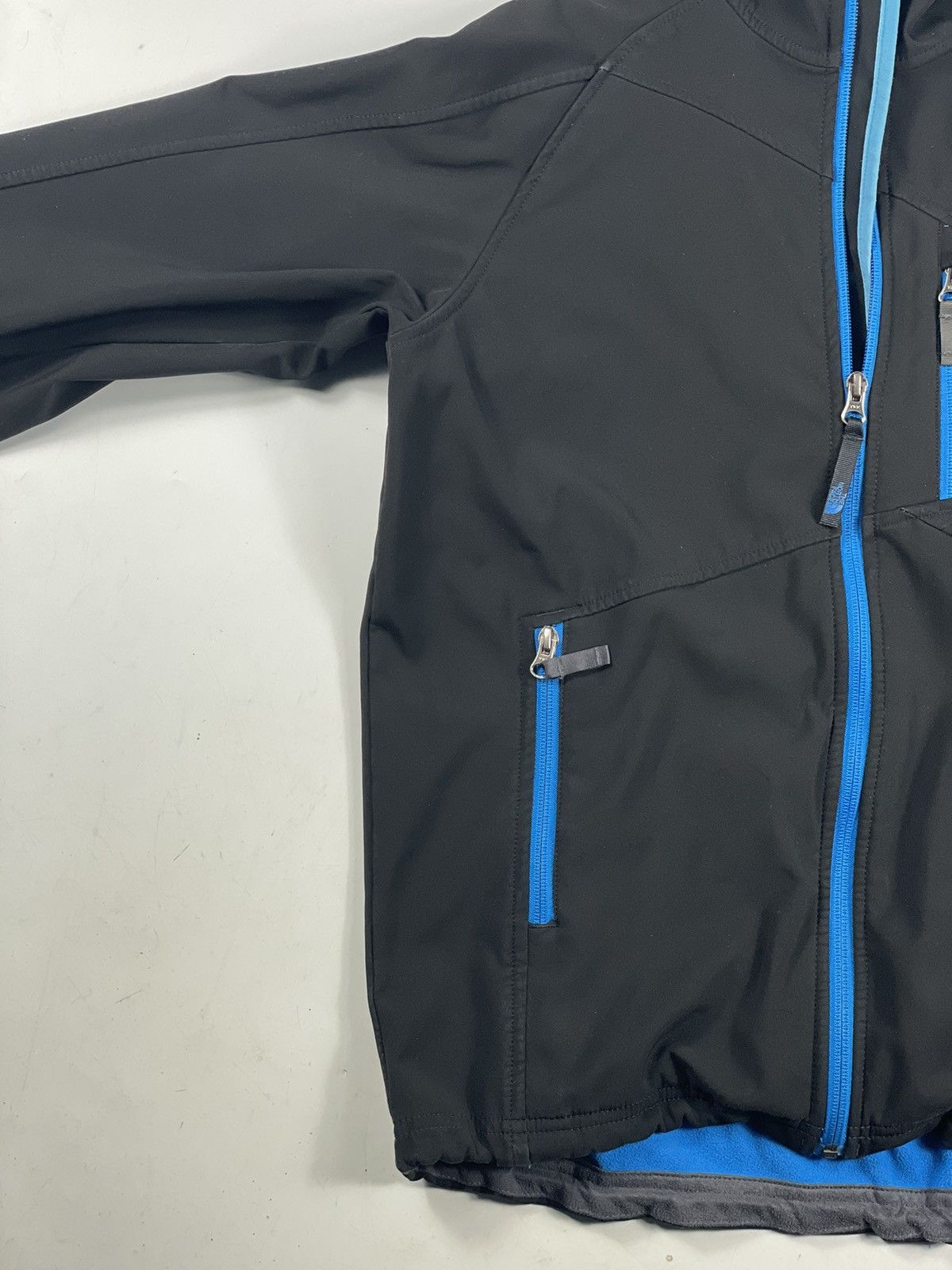 The North Face The north face logo softshell jacket windbreaker hoods logo Size US S / EU 44-46 / 1 - 10 Thumbnail