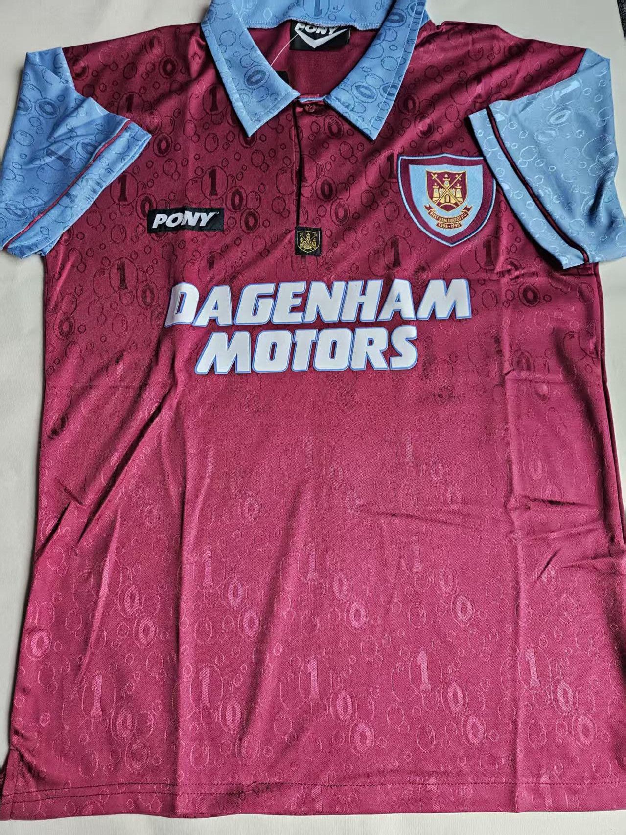 Other VIntage 1995 1997 West Ham United Soccer Jersey Size US XL / EU 56 / 4 - 1 Thumbnail